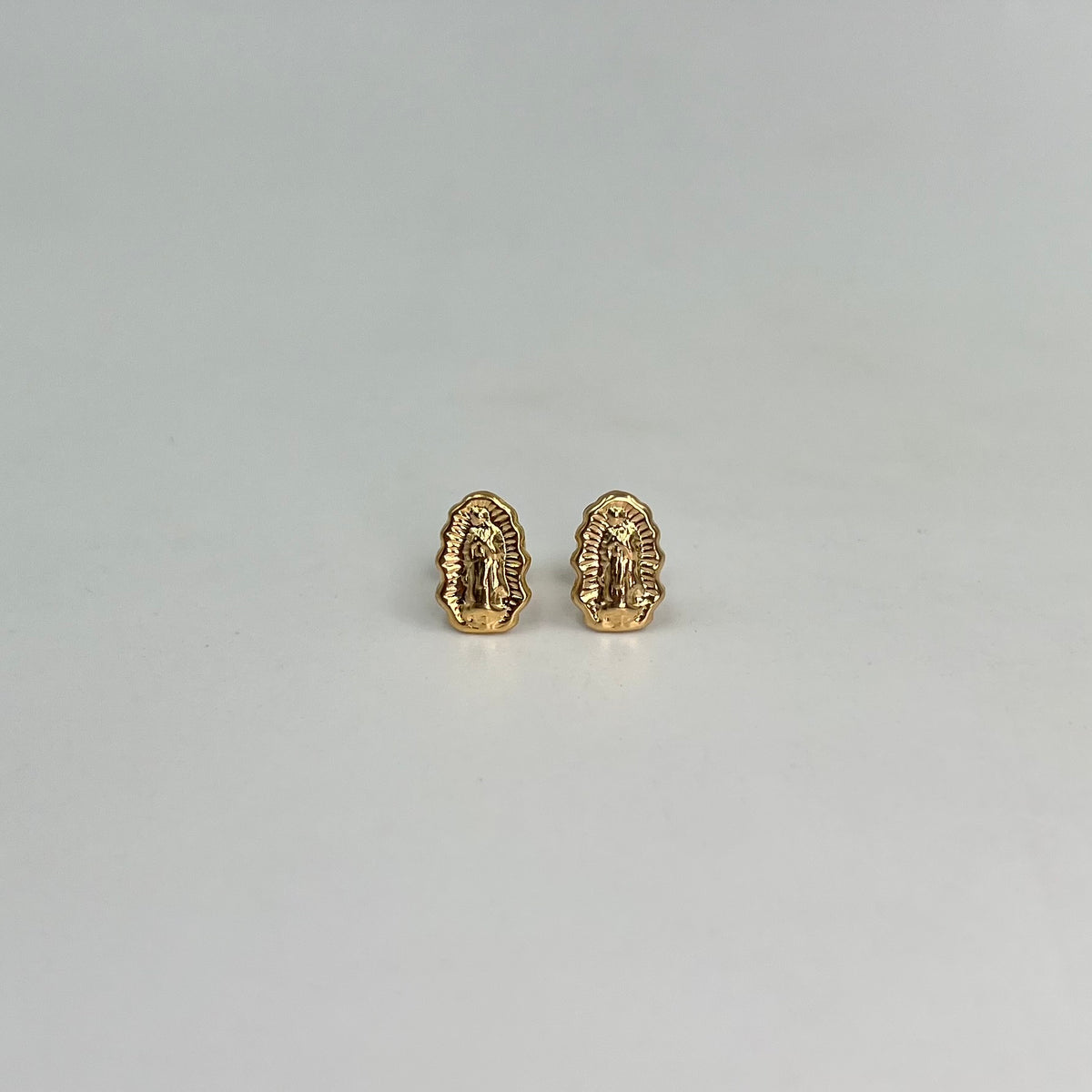 TOPOS VIRGEN GUADALUPE SILUETA ORO AMARILLO 18K 0,90 GR / 6,9 MM