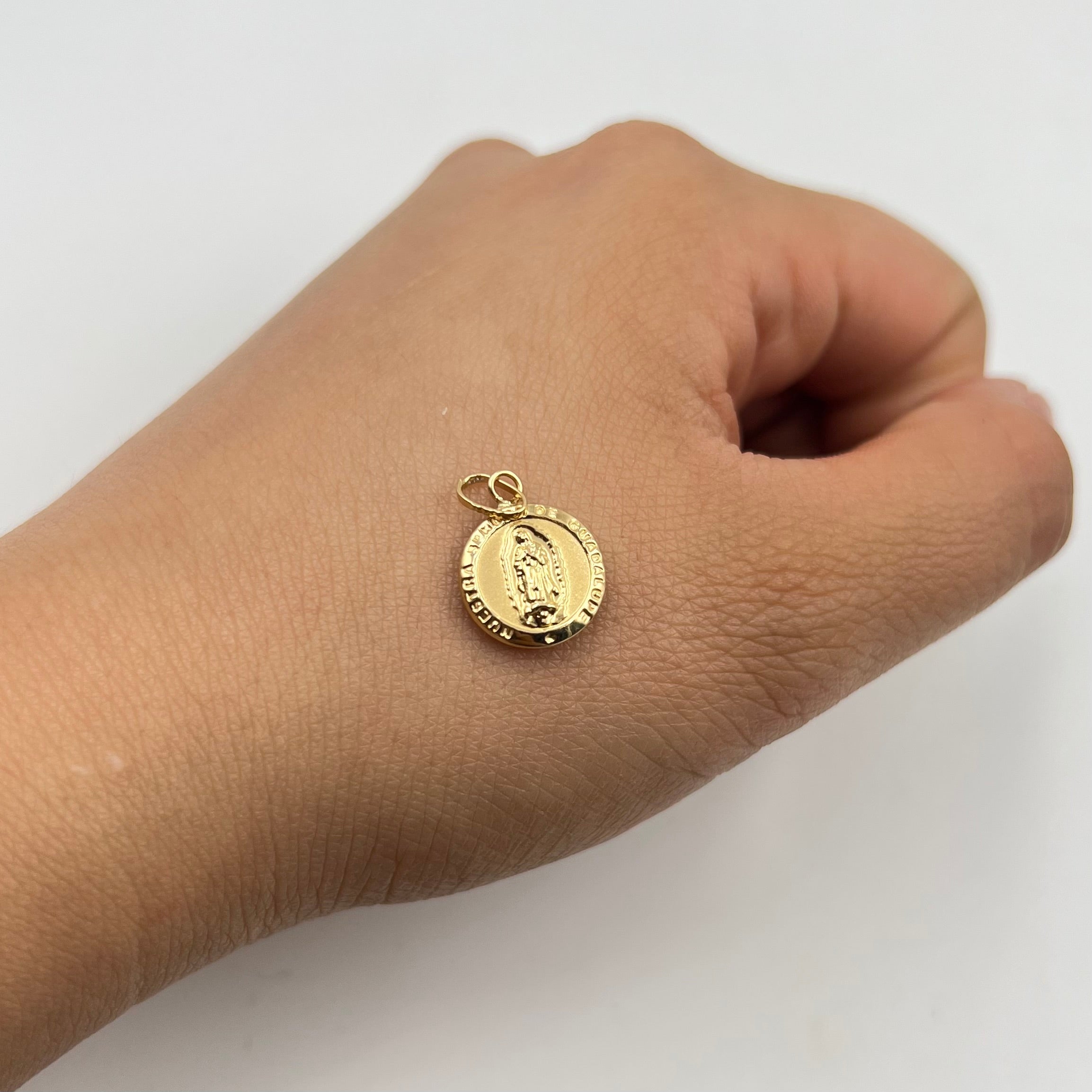 DIJE VIRGEN GUADALUPE ORO AMARILLO 18K 0,60 GR / 11,7 MM / 1,4 CM