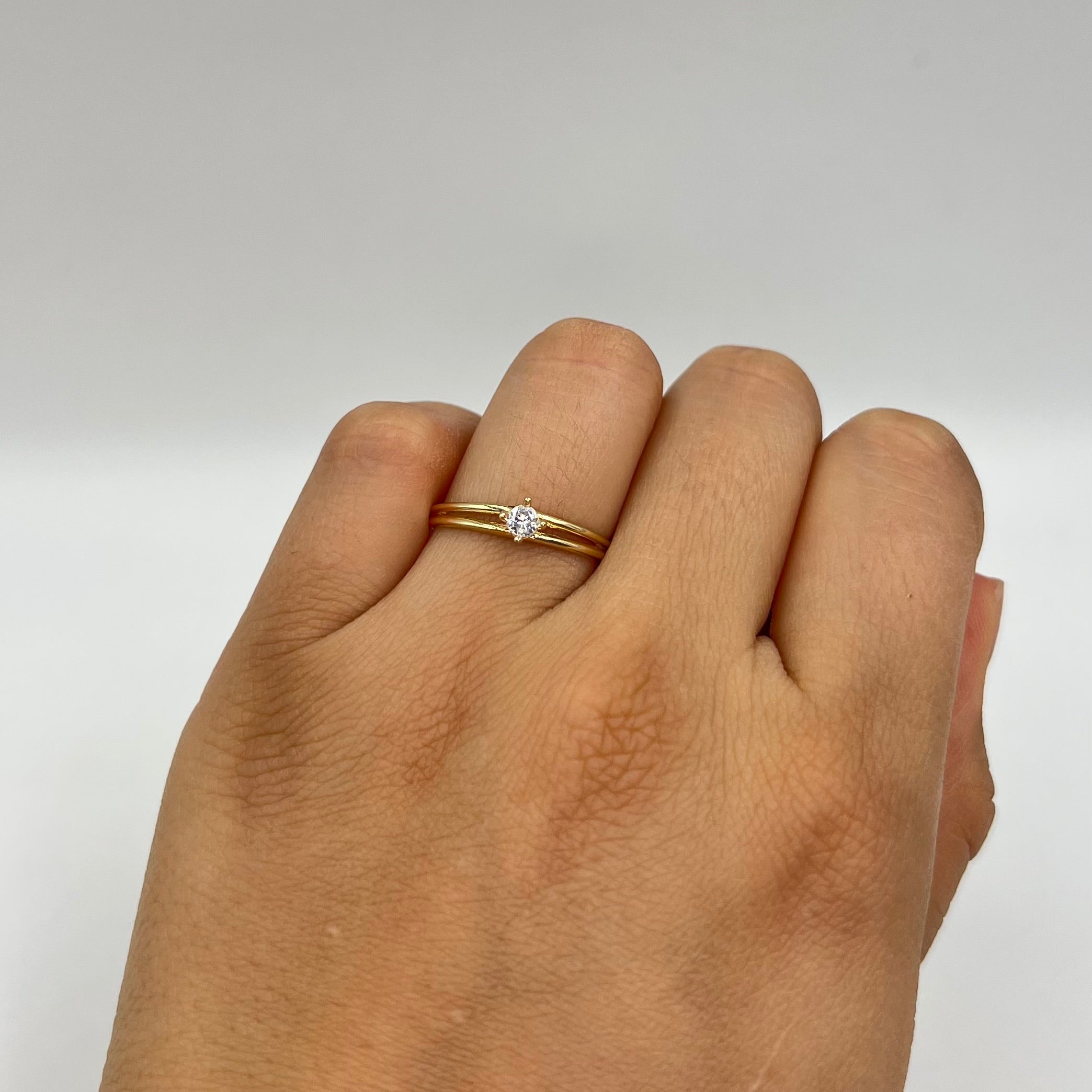 ANILLO SOLITARIO CIRCON BLANCO ORO AMARILLO 18K / TALLA 7/5 / 1,35 GR / 3, MM
