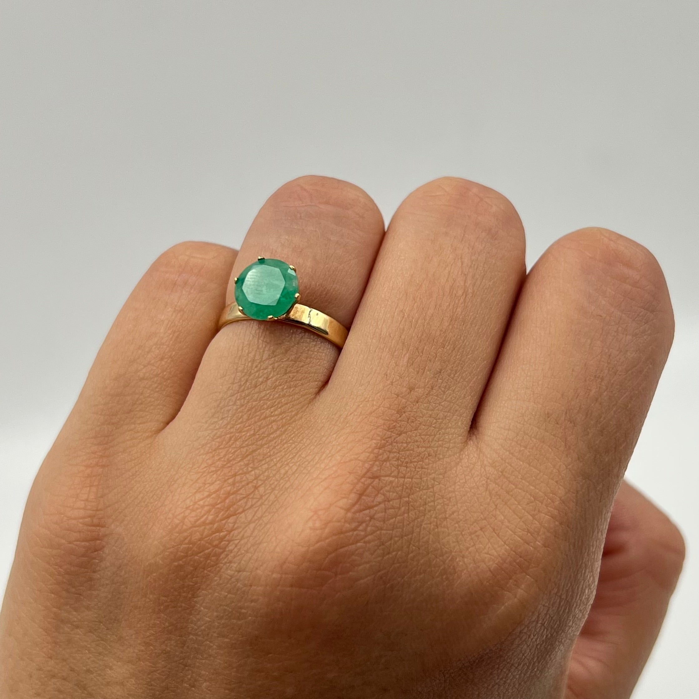 ANILLO ESMERALDA  ORO AMARILLO 18K / TALLA 4 / 1,06 GR (JOYA)