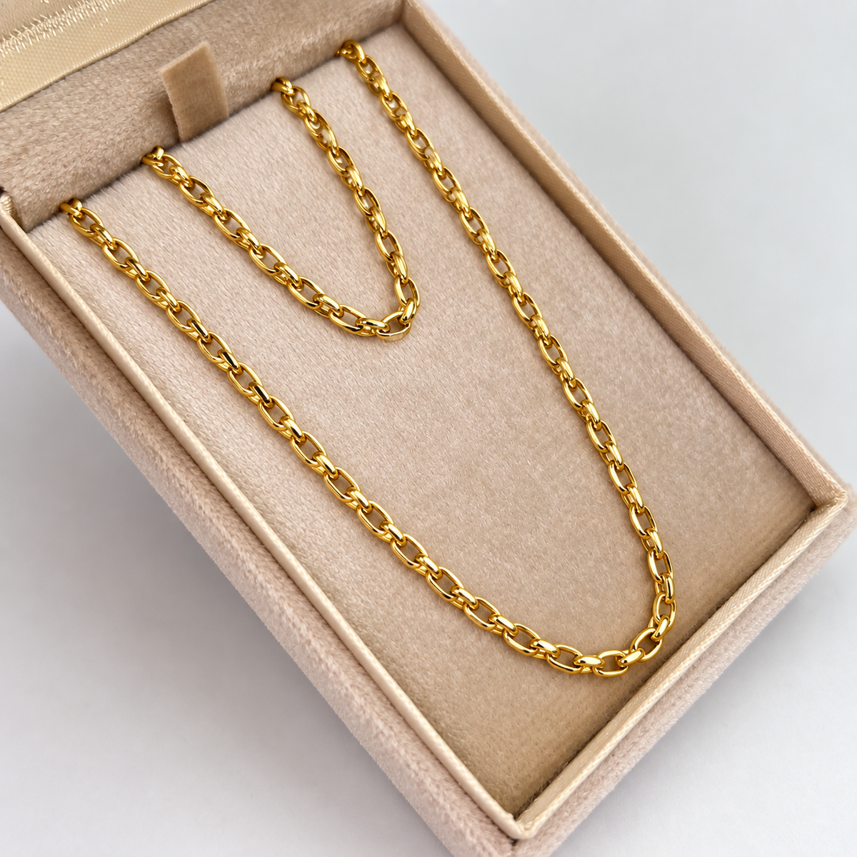 CADENA ITALY ARO SEGUIDO ORO AMARILLO 18K +1 / 3,08 GR / 2,4 MM / 60 CM