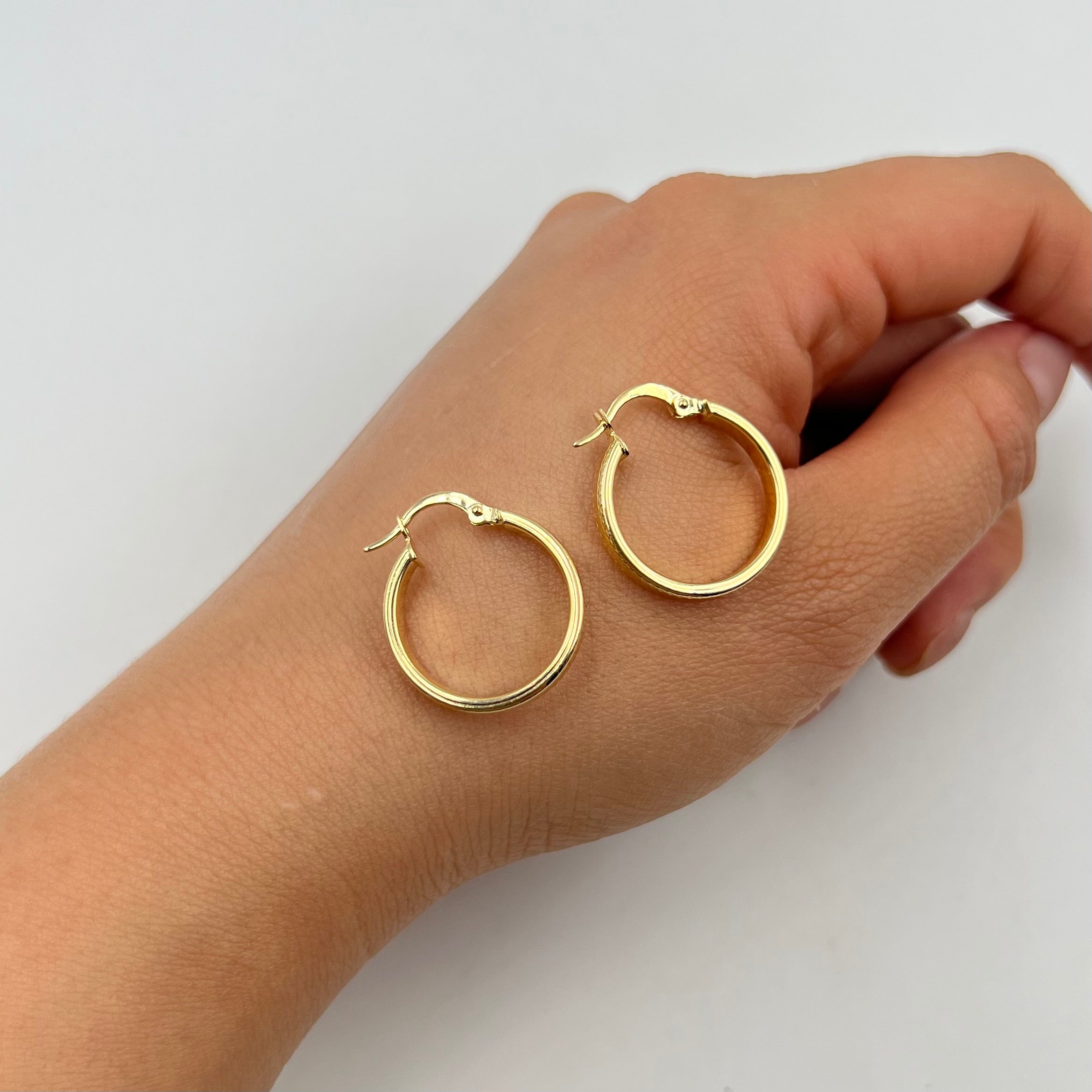 CANDONGA LISA ORO AMARILLO 18K 1,84 GR / 2,2 CM