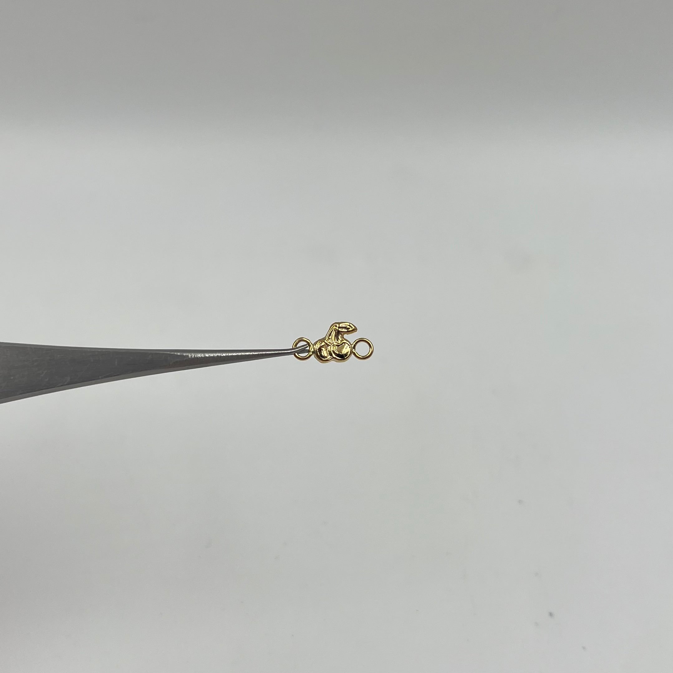 HERRAJE CEREZA  ORO AMARILLO 18K 0,23 GR / 1,1 CM
