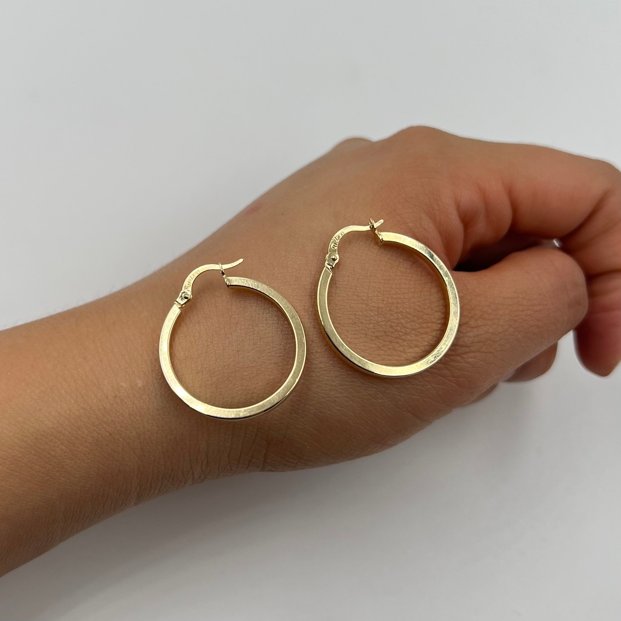 CANDONGA LISA ORO AMARILLO 18K 1,87 GR / 2,8 CM