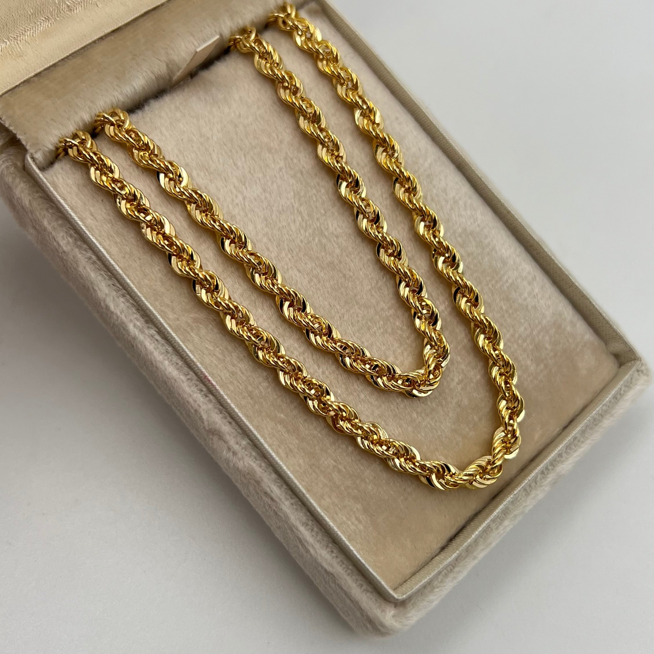 CADENA ITALY LAZO ORO AMARILLO 18K 10,09 GR / 4,46 MM / 60 CM