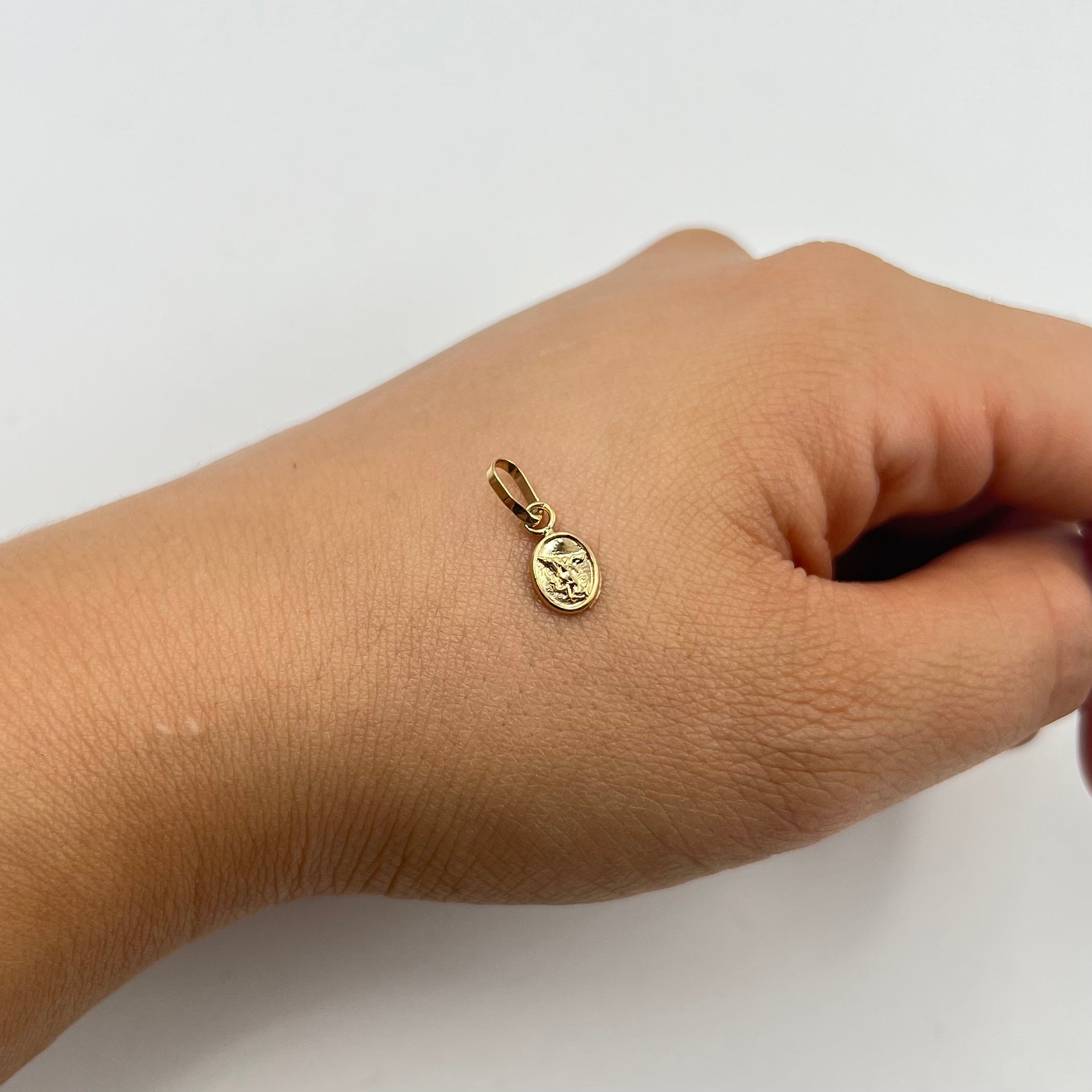 DIJE SAN MIGUEL ARCANGEL  ORO AMARILLO 18K 0,28 GR / 6 MM / 1 CM