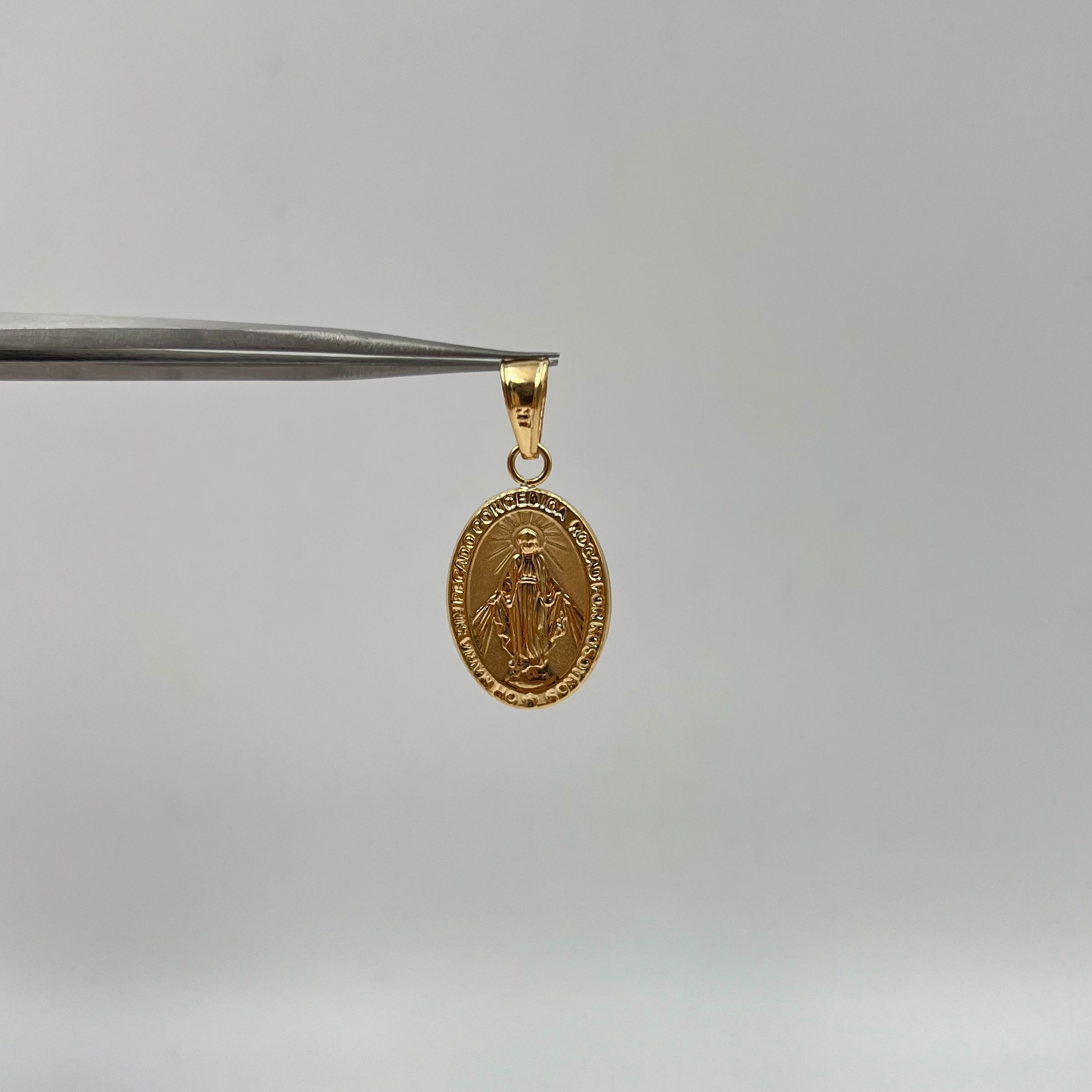 DIJE MILAGROSA ORO AMARILLO 18K 1,58 GR / 15 MM / 2,4 CM