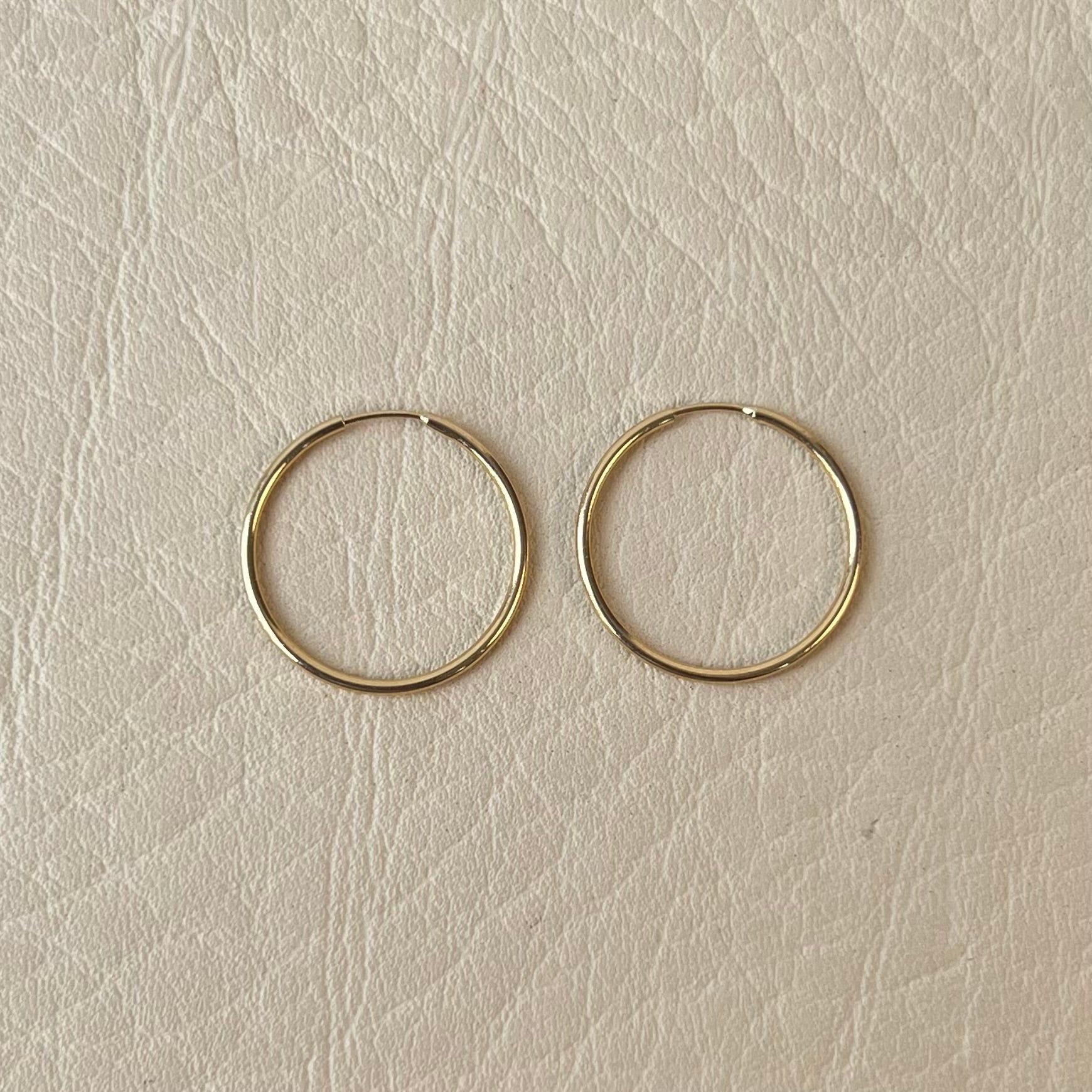 CANDONGA LISA ORO AMARILLO 18K 0,92 GR / 2 CM