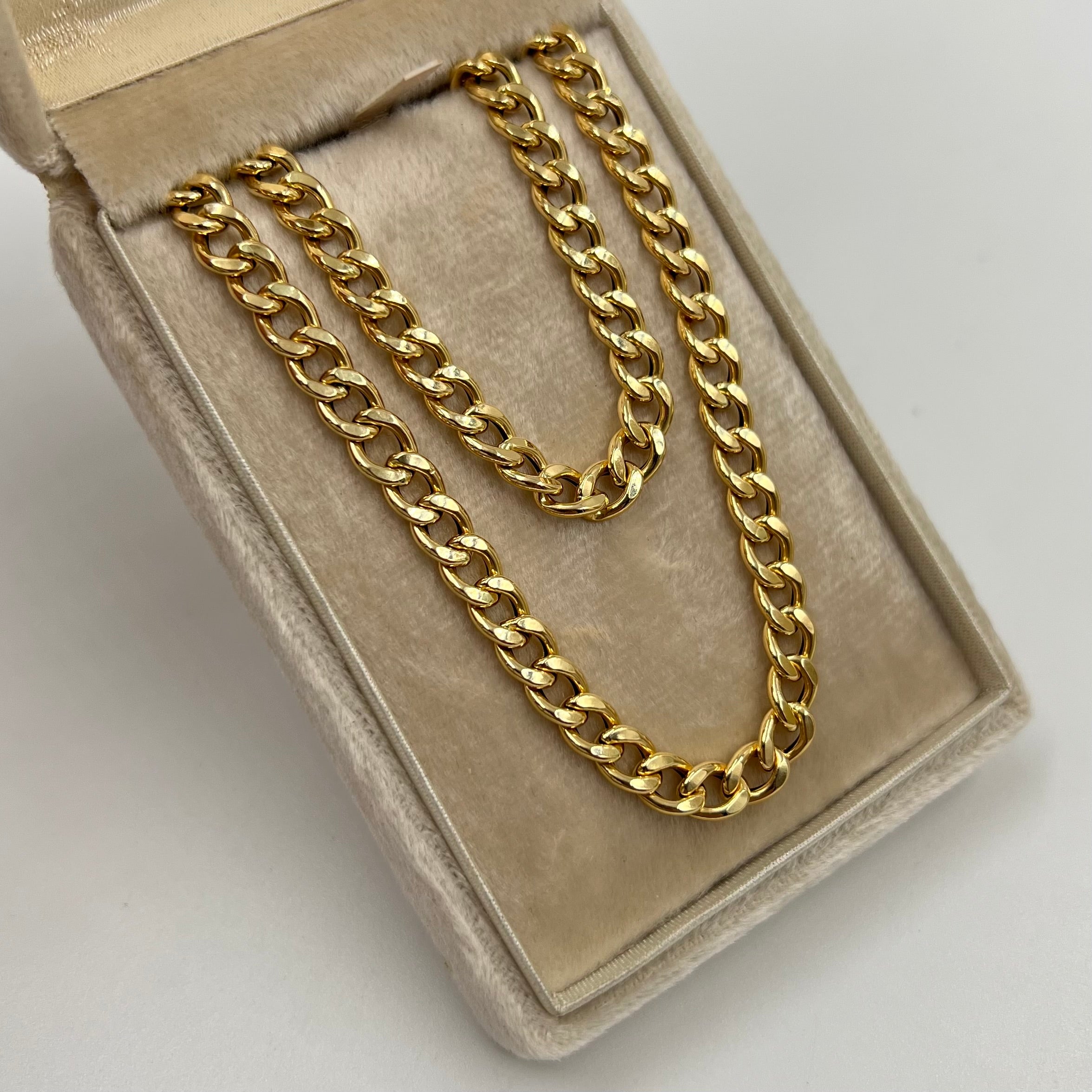 CADENA ITALY CUBANA ORO AMARILLO 18K 9,84 GR / 6 MM / 60 CM