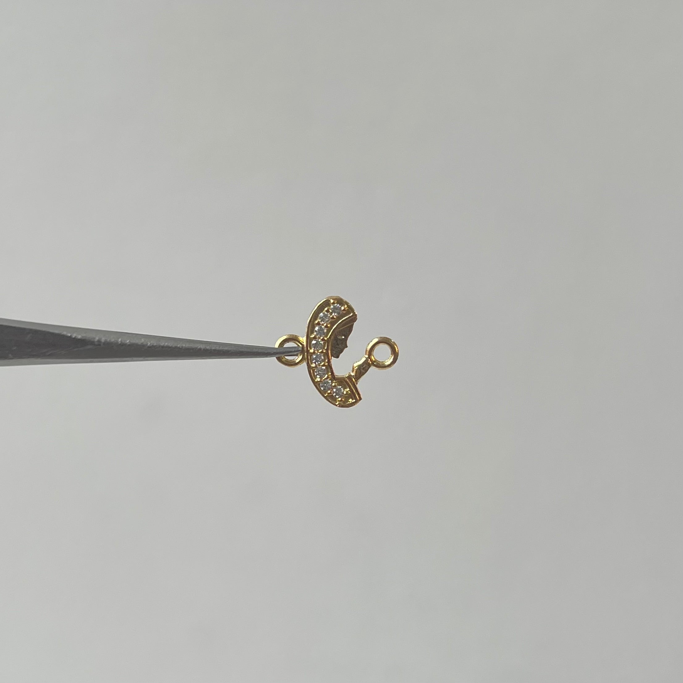 HERRAJE VIRGEN CIRCON BLANCO  ORO AMARILLO 18K 0,46 GR / 1 CM