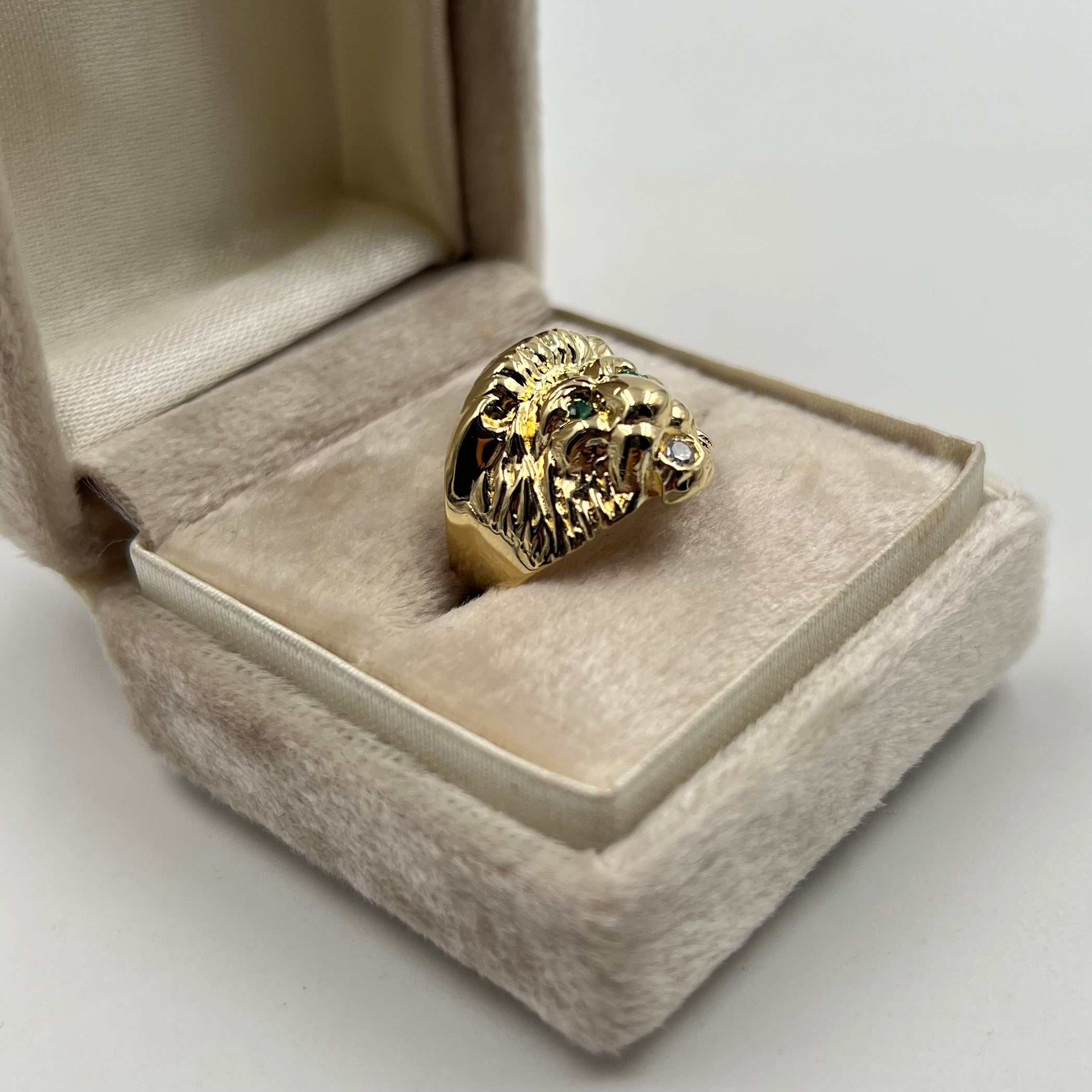 ANILLO LEON  ORO AMARILLO 18K / TALLA 9 / 2,92 GR / 18 MM