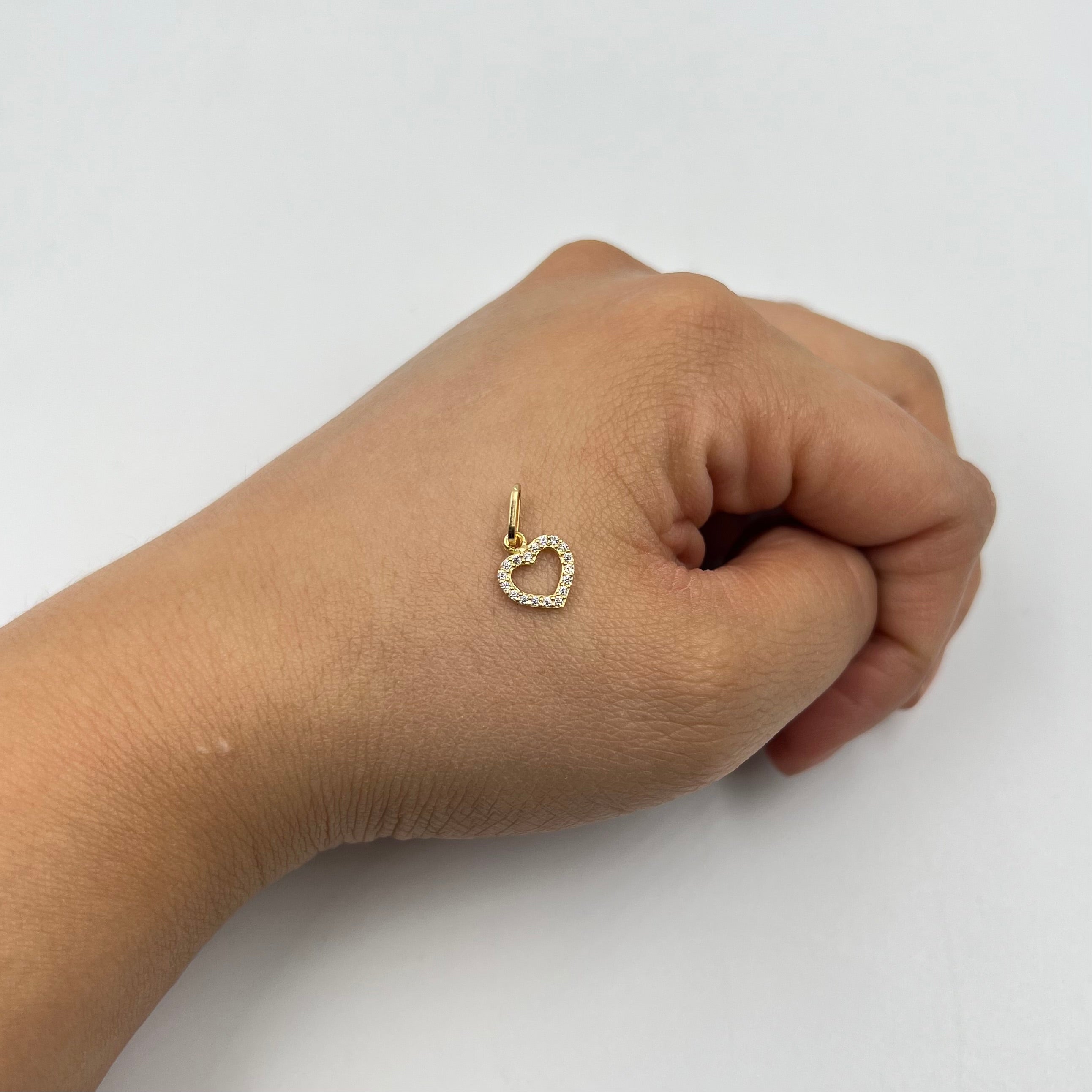DIJE CORAZON SILUETA CASTING BLANCO  ORO AMARILLO 18K +1 / 0,43 GR / 9 MM / 1 CM