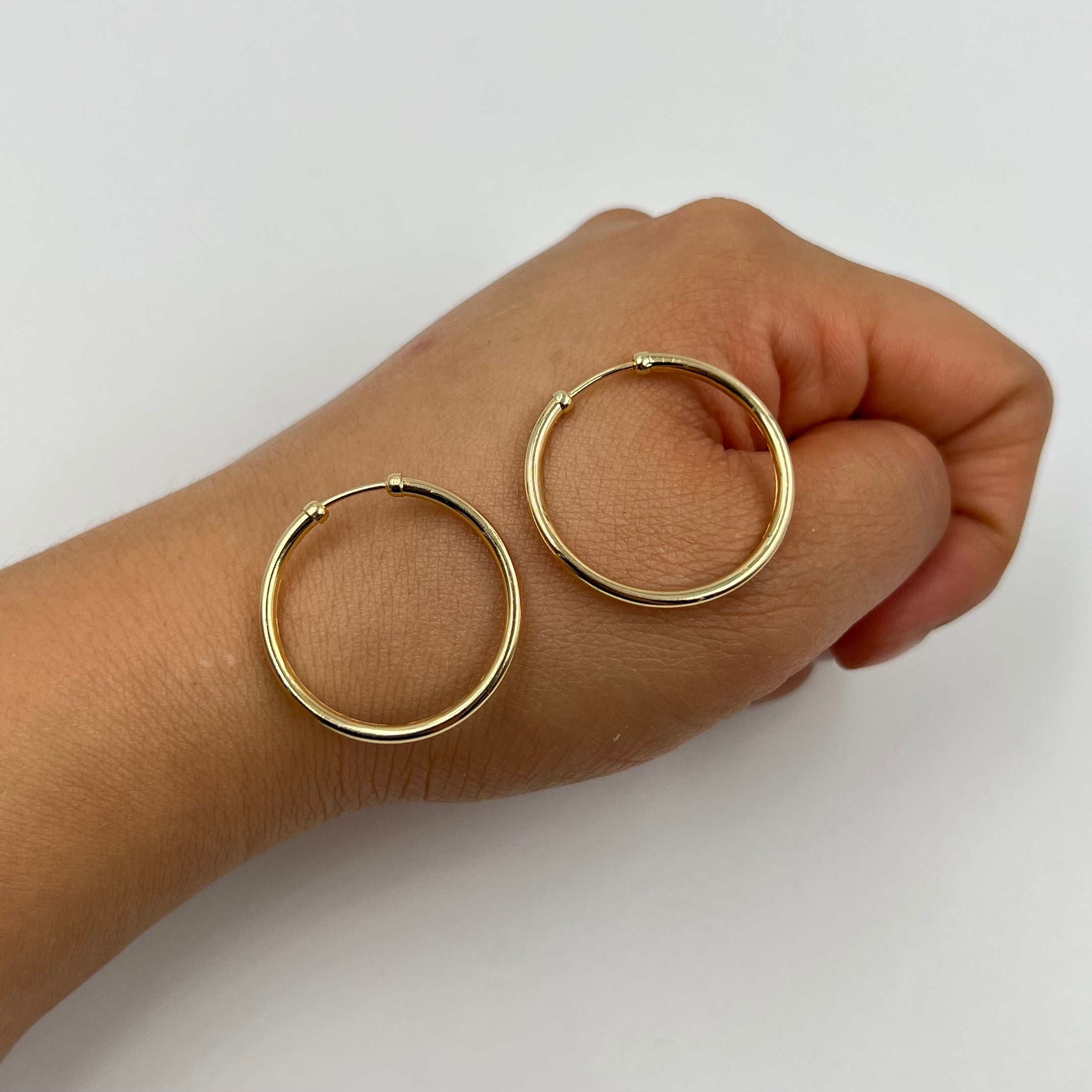 CANDONGA IMPERDIBLE LISA  ORO AMARILLO 18K 2,3 GR / 2,6 CM