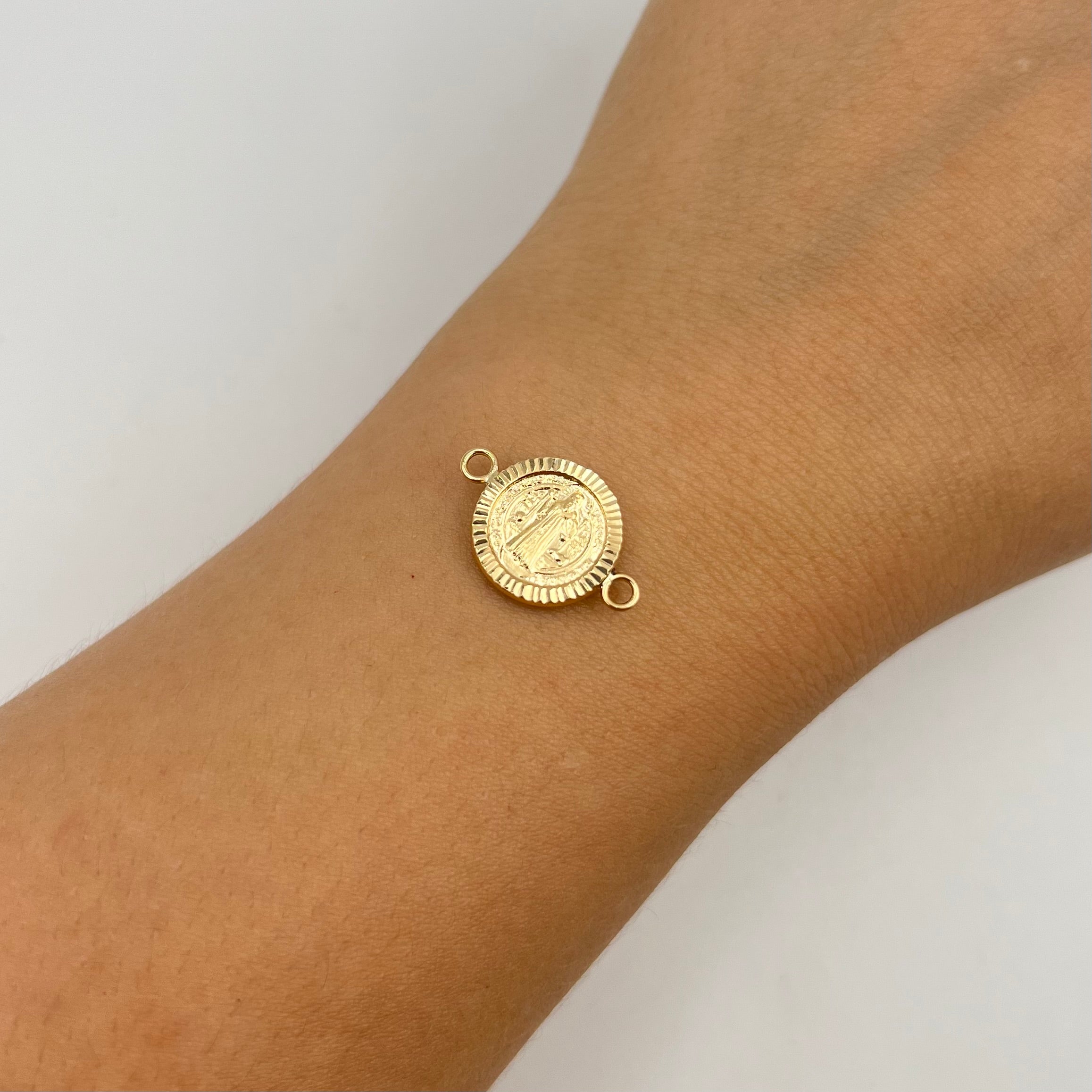 HERRAJE SAN BENITO  ORO AMARILLO 18K 0,87 GR / 1,9 CM