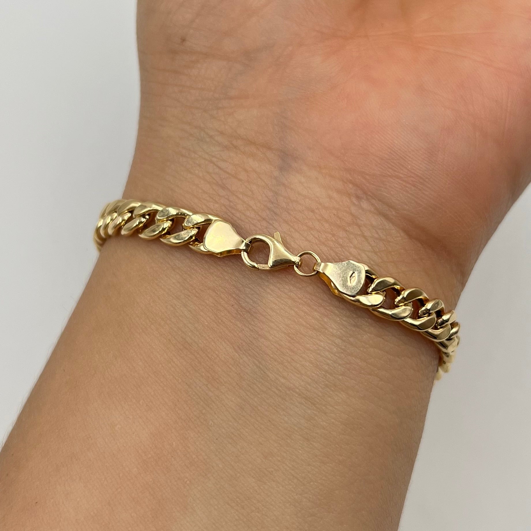 PULSO ITALY CUBANO  ORO AMARILLO 18K +3 / 3,82 GR / 5,7 MM / 21 CM