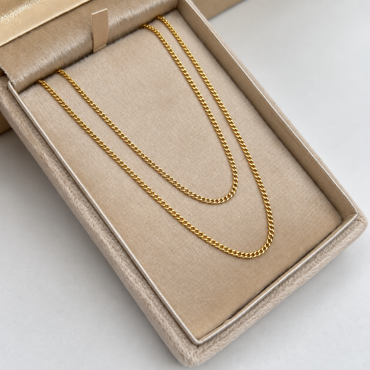 CADENA ITALY MINI CUBANA ORO AMARILLO 18K +3 / 1,88 GR / 1,5 MM / 60 CM