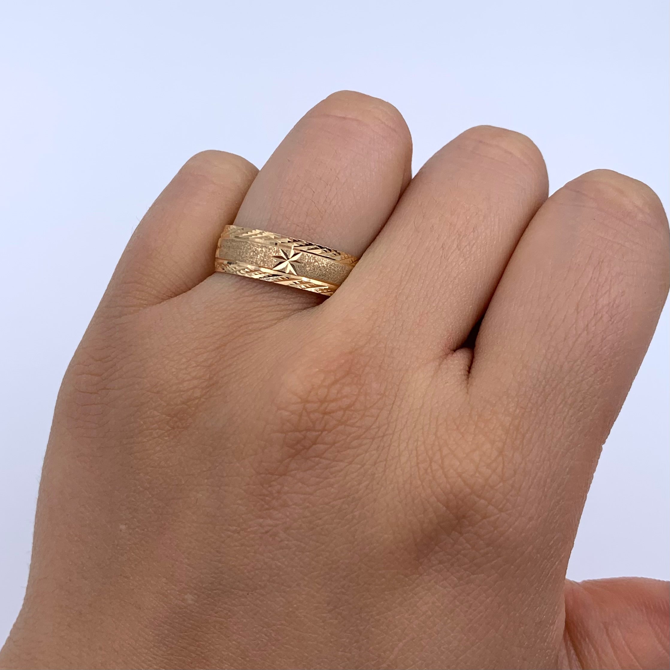 ANILLO ARGOLLA DIAMANTADA ORO AMARILLO 18K / TALLA 8/5 / 1,88 GR / 6,3 MM