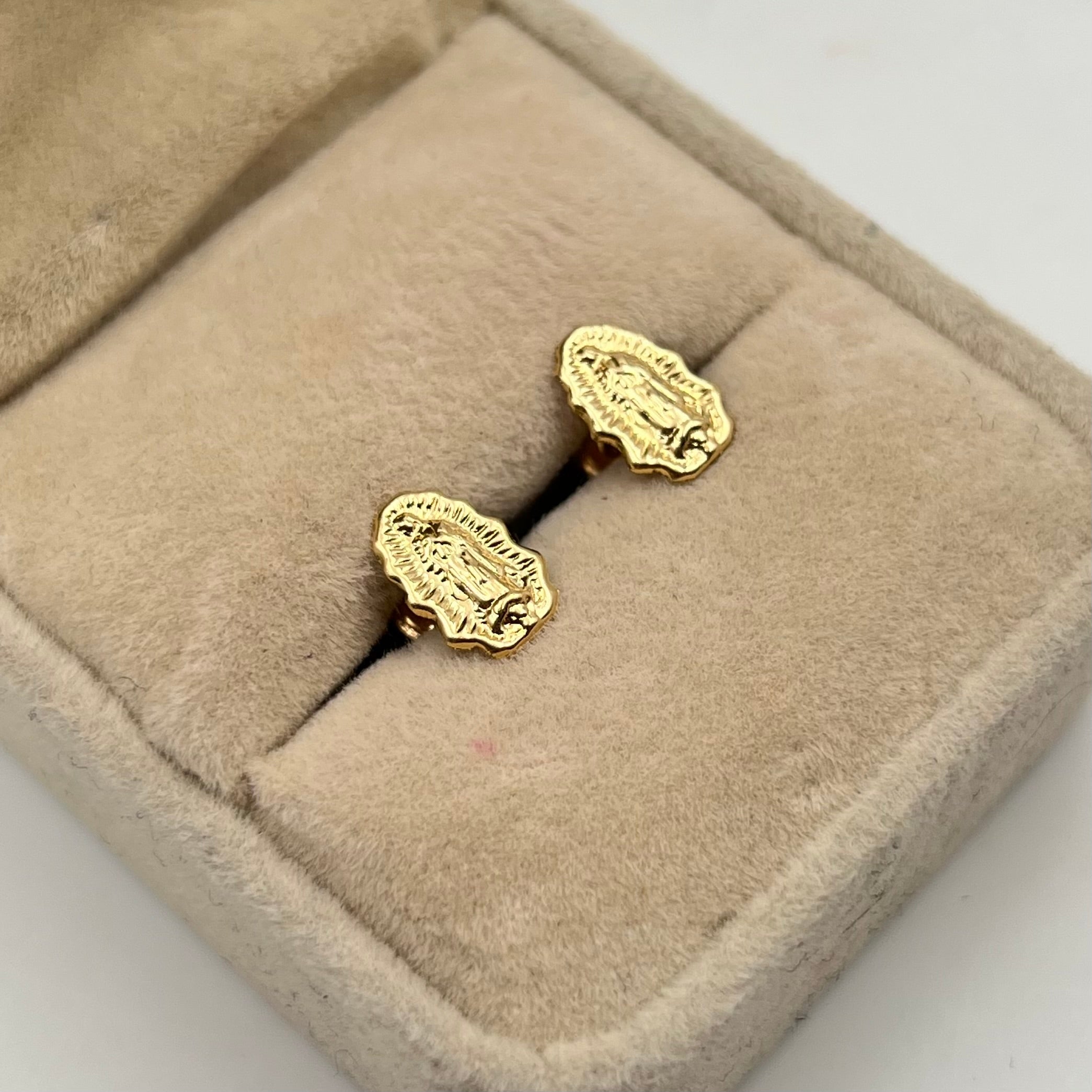 TOPOS VIRGEN DE GUADALUPE SILUETA  ORO AMARILLO 18K 0,83 GR / 7 MM