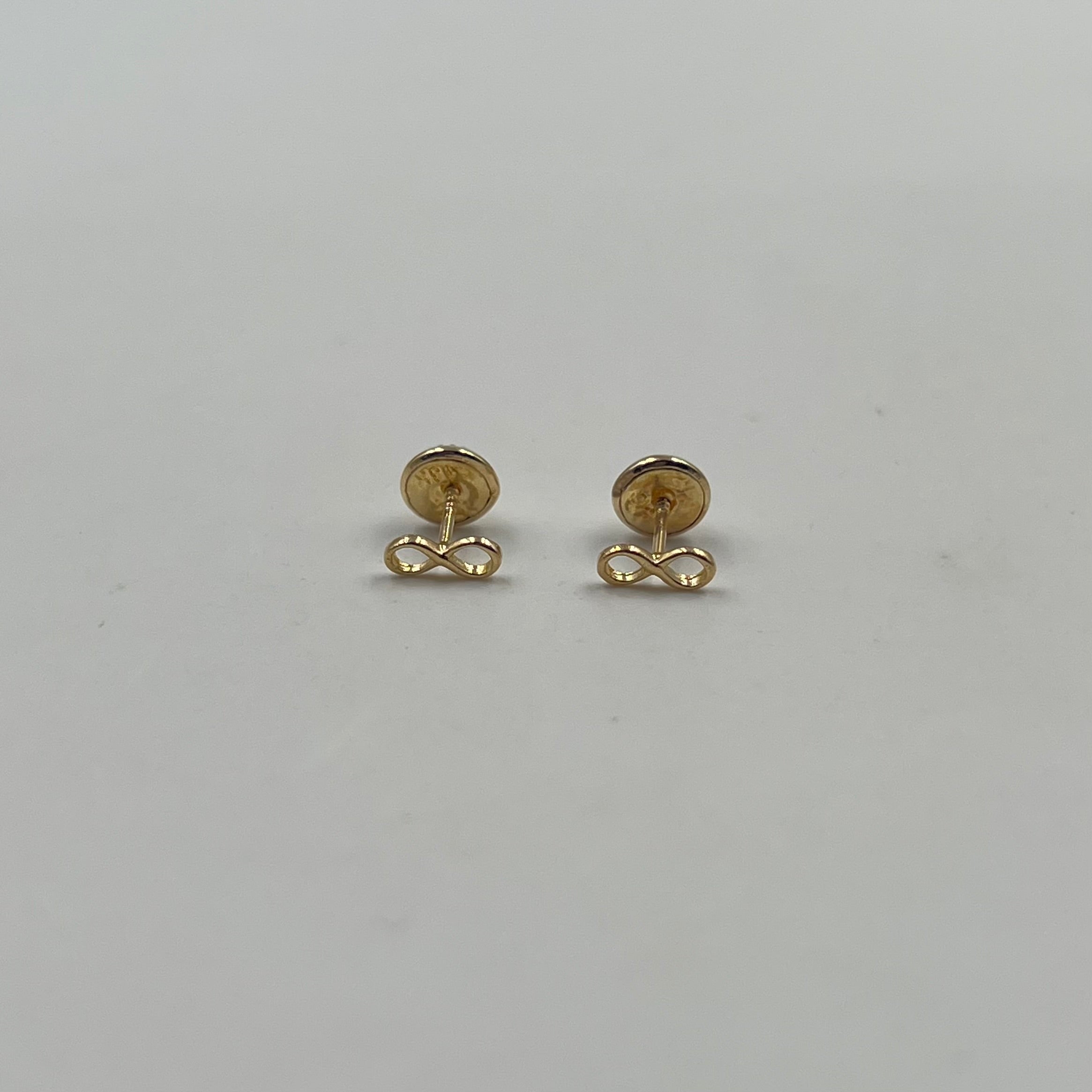 TOPOS INFINITO  ORO AMARILLO 18K 0,54 GR / 6 MM