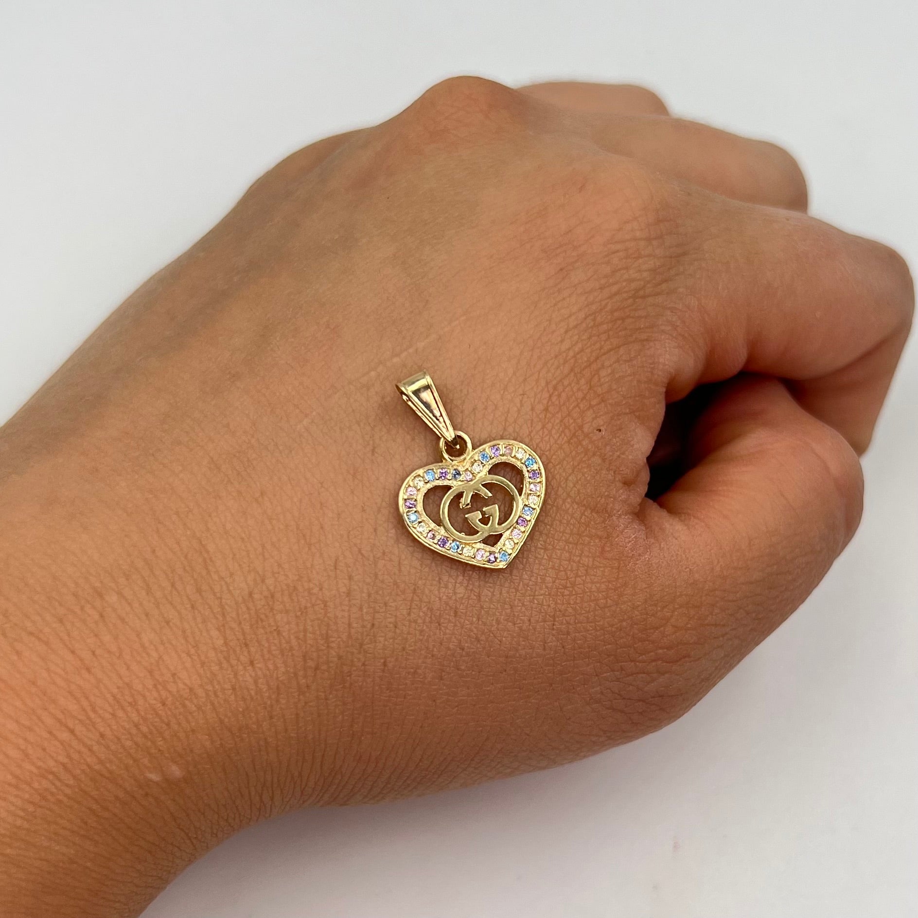 DIJE CORAZON CIRCONES COLORES GG ORO AMARILLO 18K +1 / 1,38 GR / 14 MM / 1,4 CM