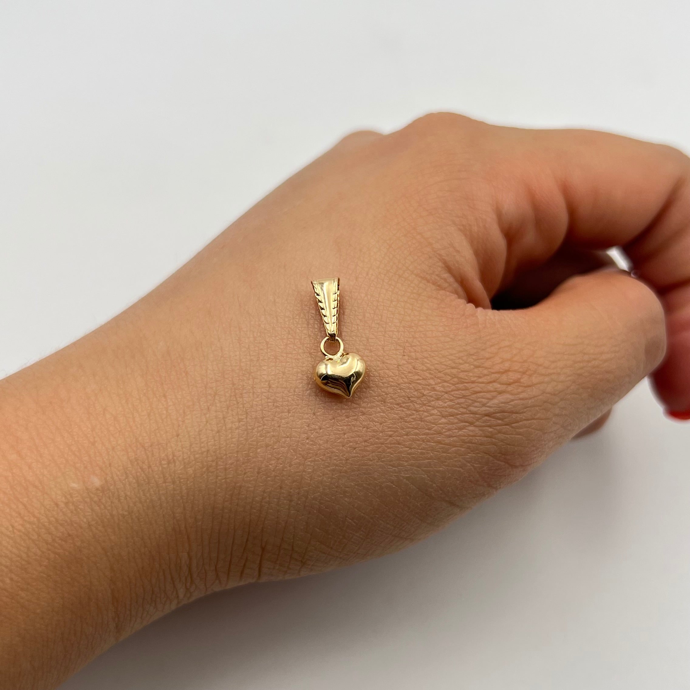 DIJE CORAZON  ORO AMARILLO 18K 0,35 GR / 6 MM / 0,8 CM