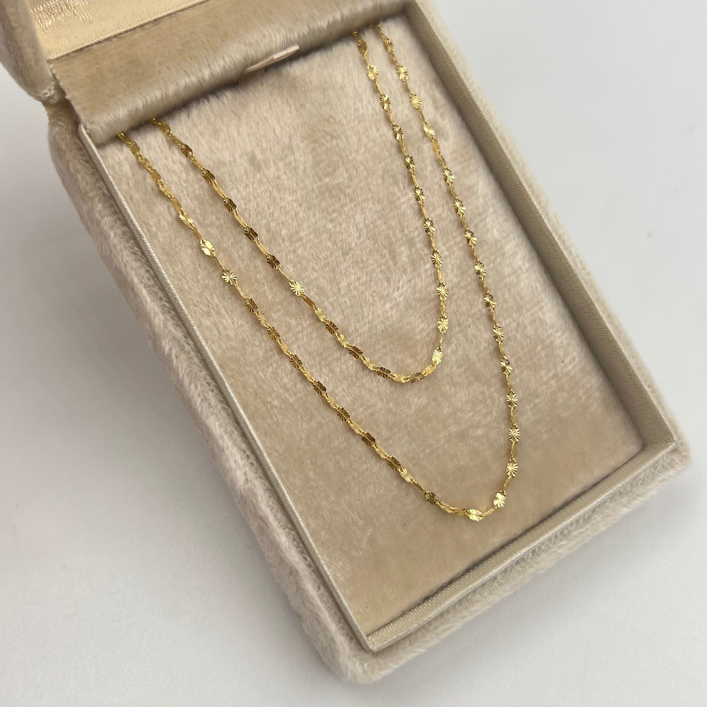 CADENA ITALY FLOR ESPEJO DIAMANTADA  ORO AMARILLO 18K +3 / 1,05 GR / 1,5 MM / 50 CM