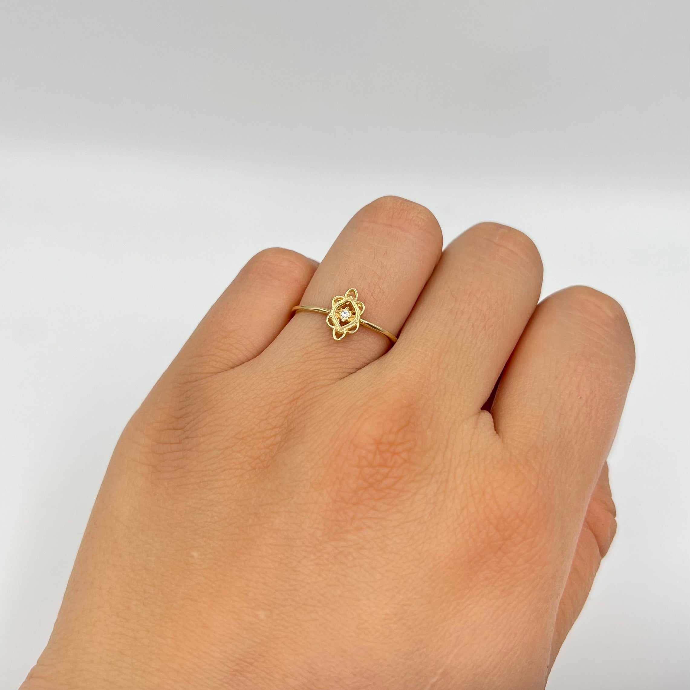 ANILLO FLOR CIRCON BLANCO ORO AMARILLO 18K / TALLA 6 / 0,95 GR / 1,3 MM