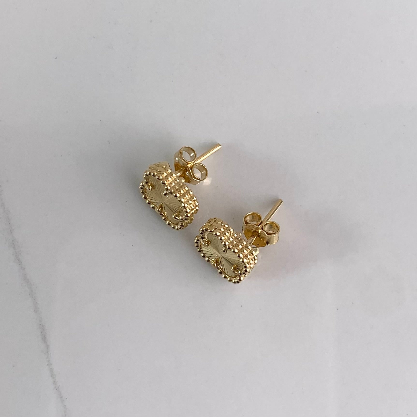 TOPOS TREBOL VYCA DIAMANTADO NAC ORO AMARILLO 18K +1 / 2,6 GR / 10 MM