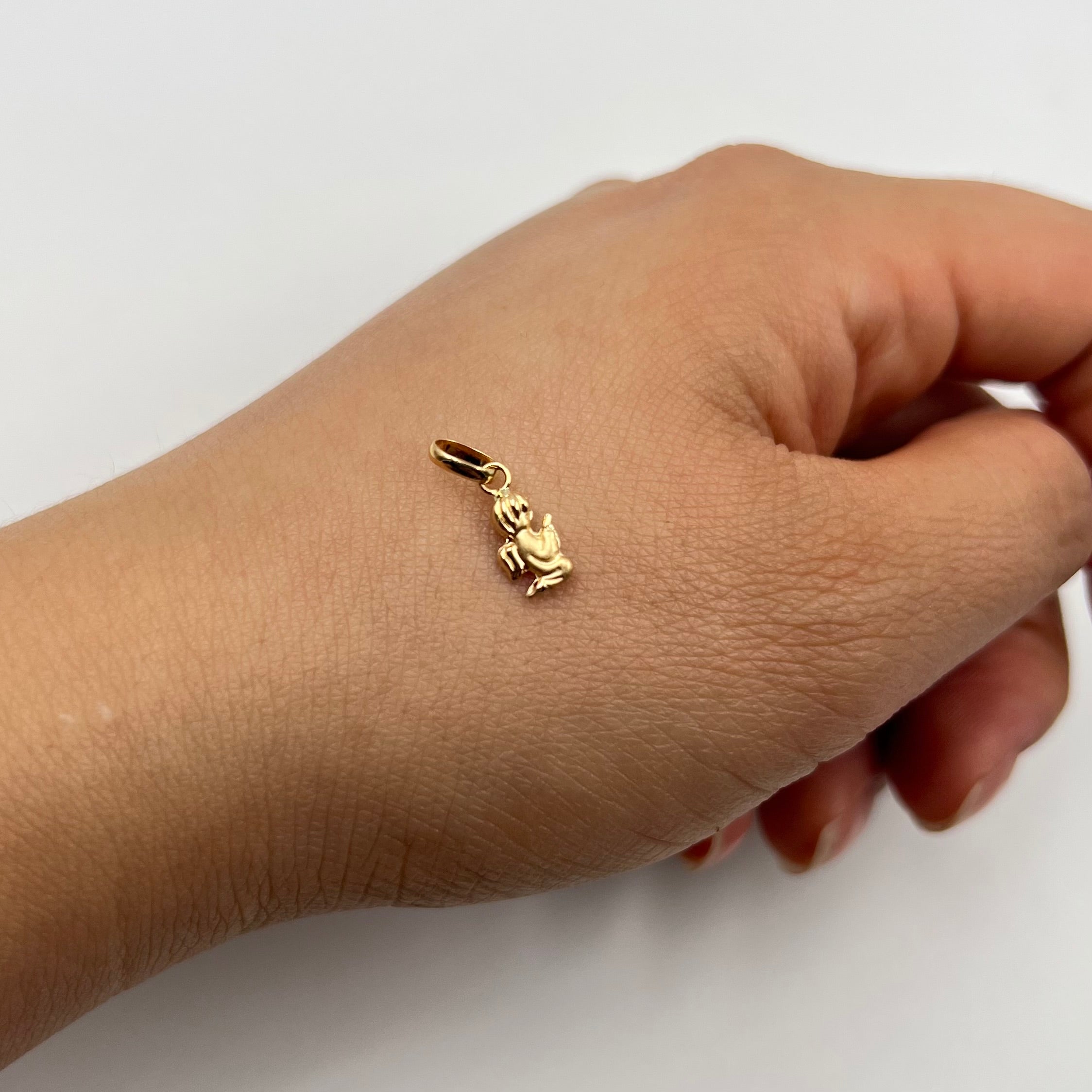 DIJE ANGEL DE LA GUARDA  ORO AMARILLO 18K 0,28 GR / 5 MM / 1 CM