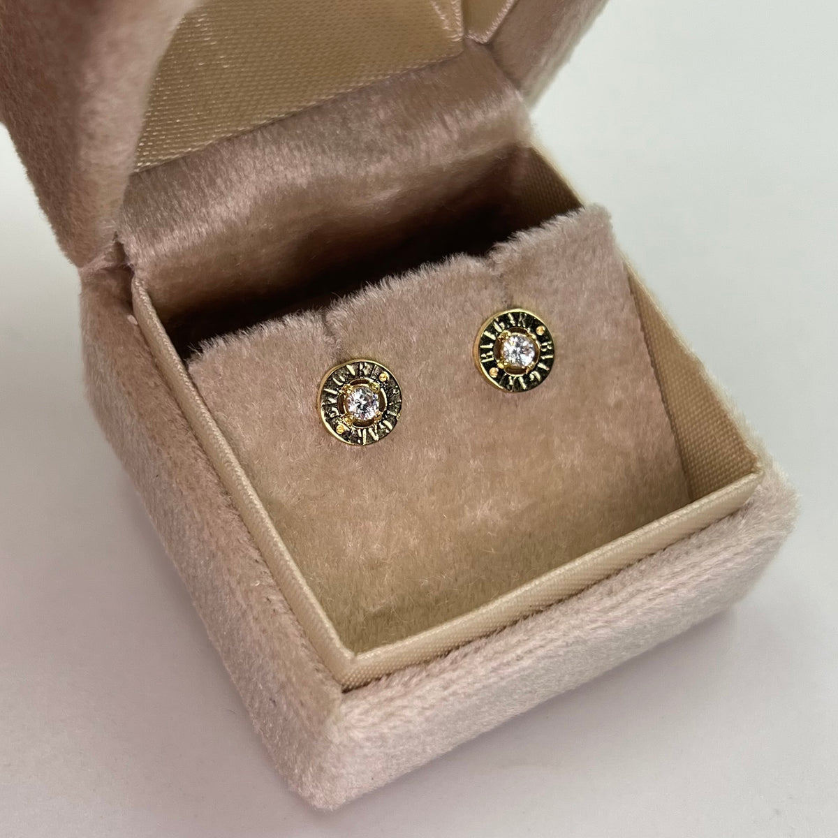 TOPOS BORDEADO BG CIRCON BLANCO ORO AMARILLO 18K 0,97 GR / 6 MM