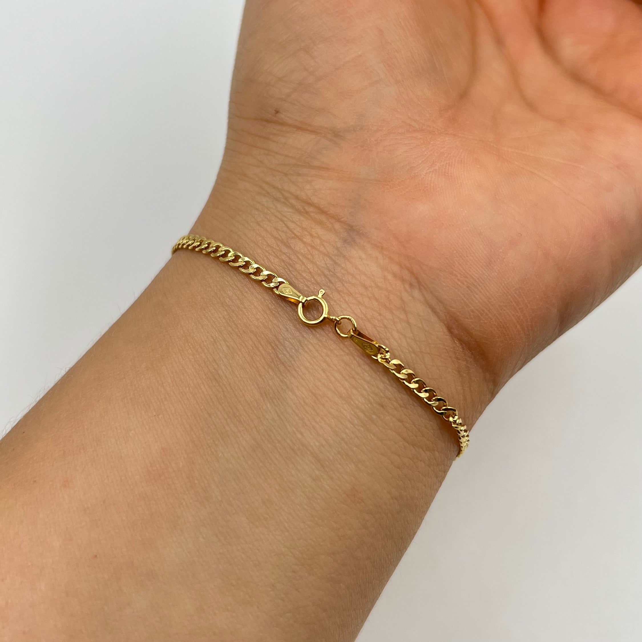 PULSO ITALY CUBANO ORO AMARILLO 18K +3 / 1,06 GR / 2,5 MM / 19 CM