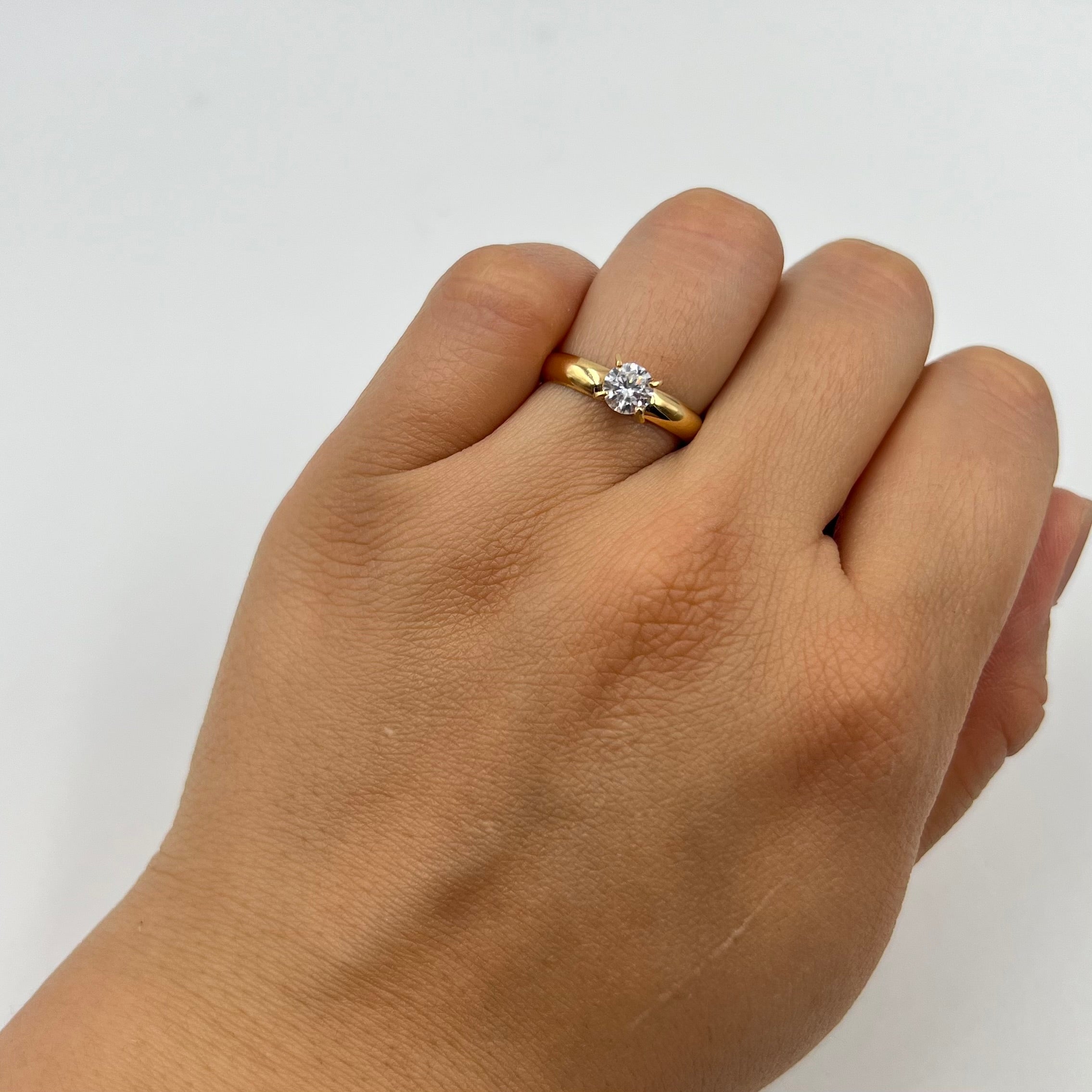 ANILLO SOLITARIO CIRCON BLANCO  ORO AMARILLO 18K / TALLA 5/5 / 1,34 GR / 3 MM