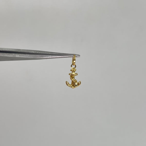 DIJE ANCLA  ORO AMARILLO 18K 0,63 GR / 7 MM / 1,5 CM