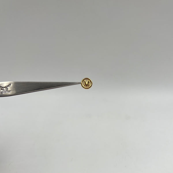 HERRAJE LETRA M TAMBOR ORO AMARILLO 18K 0,30 GR / 0,8 CM