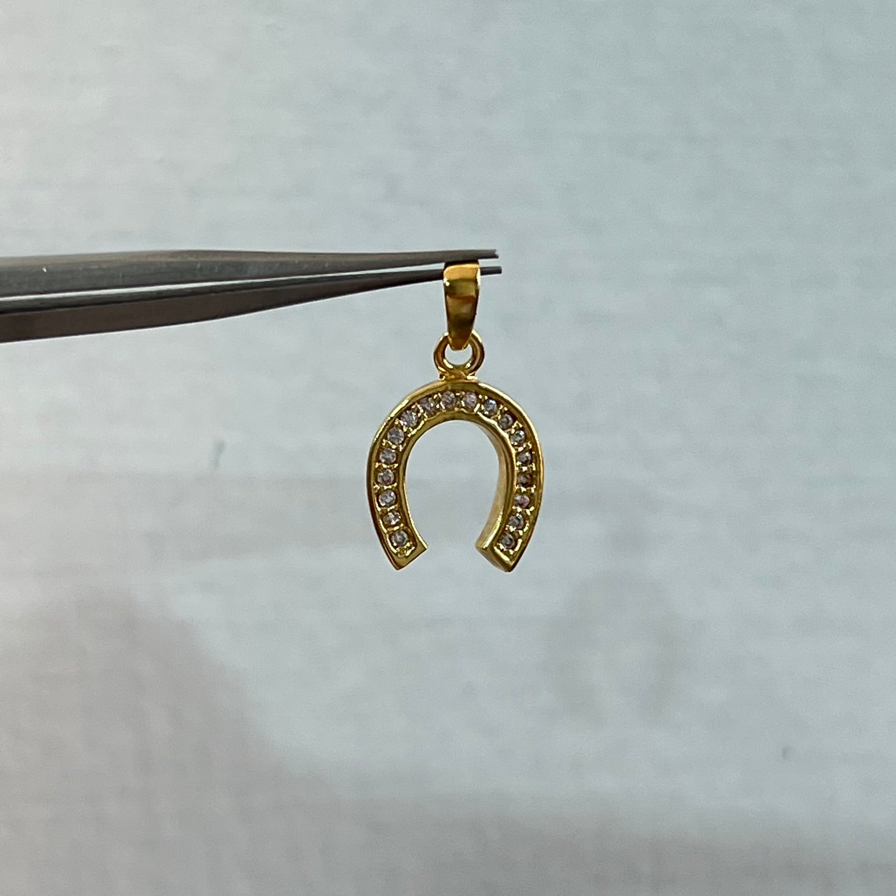 DIJE HERRADURA CIRCONES ORO AMARILLO 18K 1,2 GR / 1,1 MM / 1,4 CM