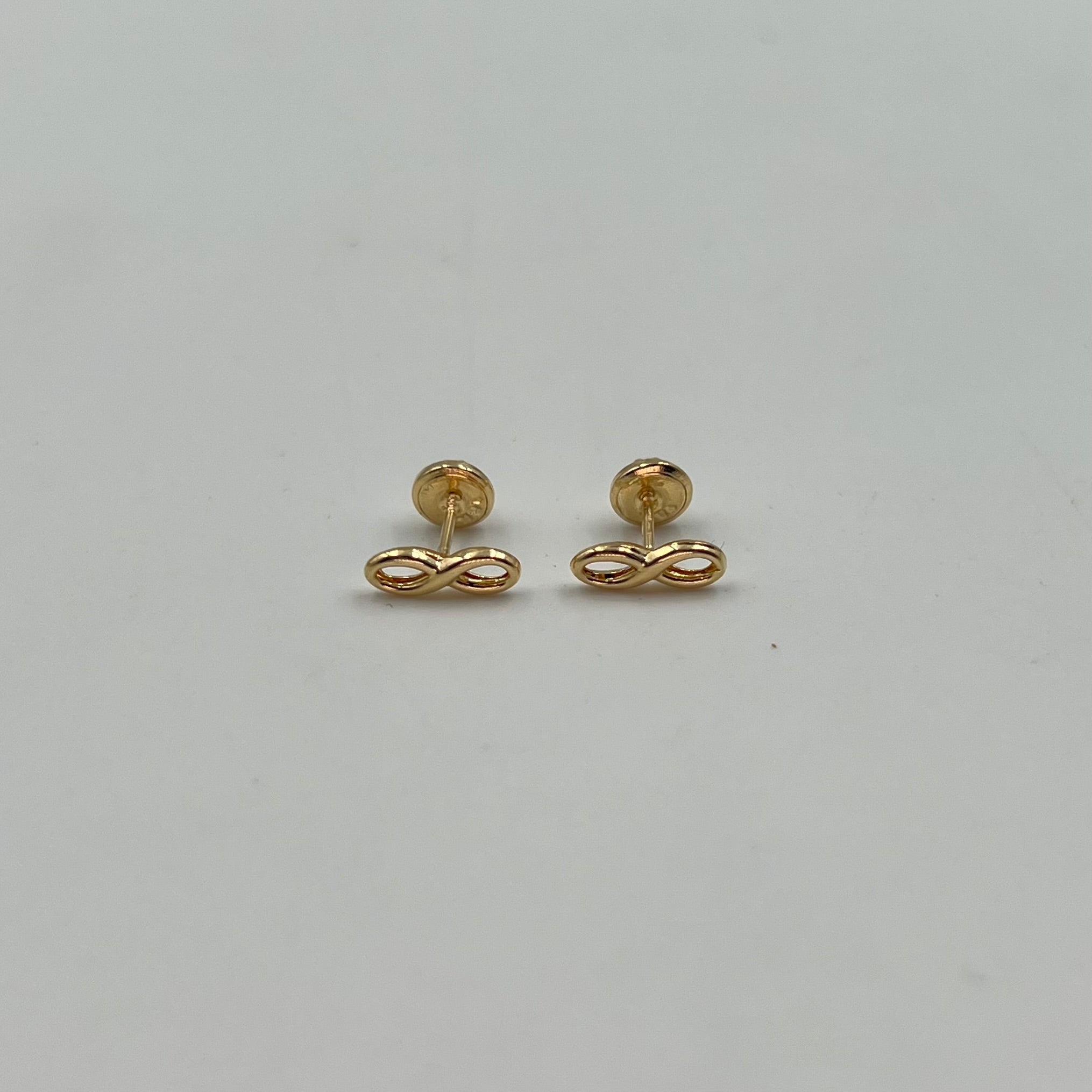 TOPOS INFINITO  ORO AMARILLO 18K 0,58 GR / 10 MM