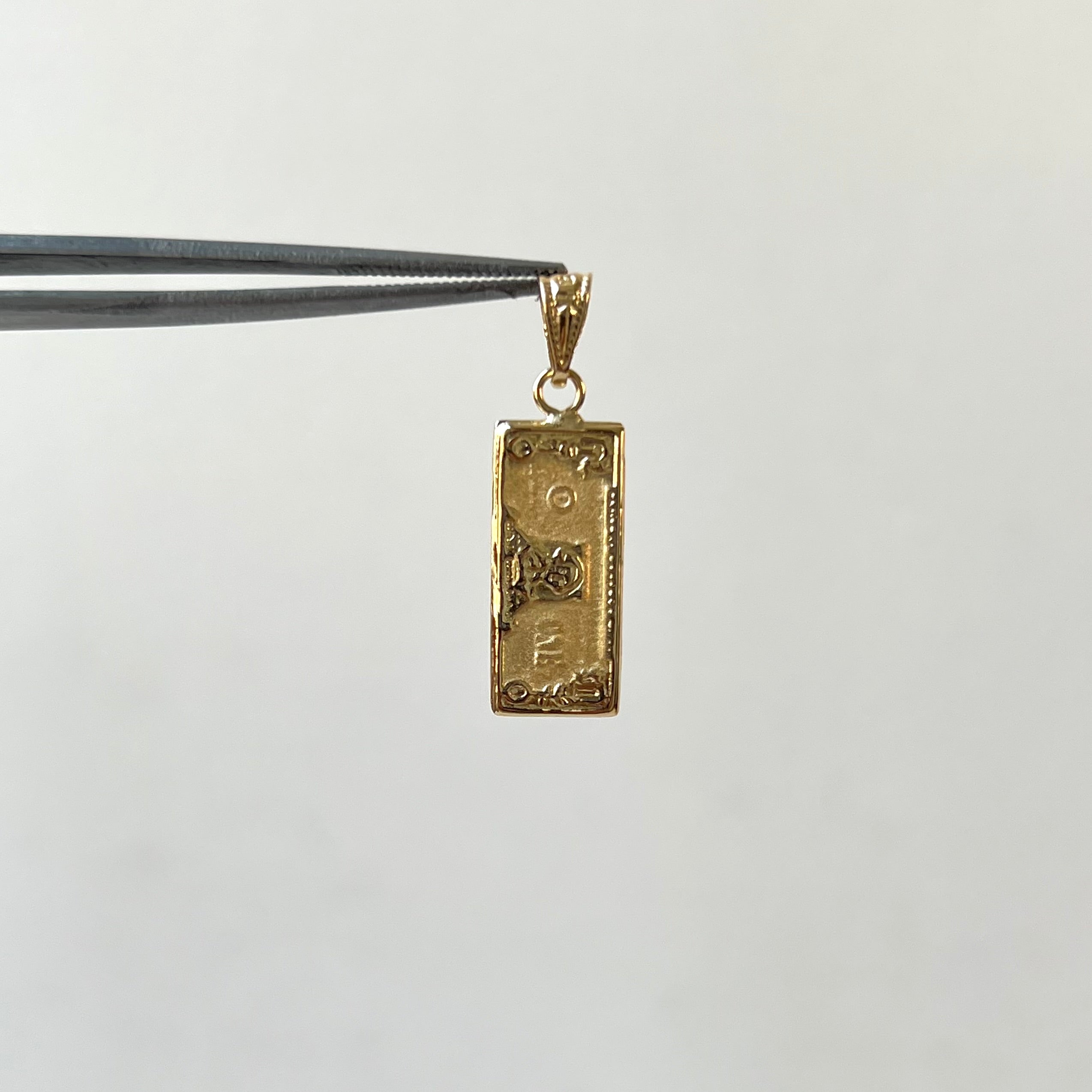 DIJE ONE DOLAR  ORO AMARILLO 18K 1,40 GR / 1,5 MM / 2,5 CM