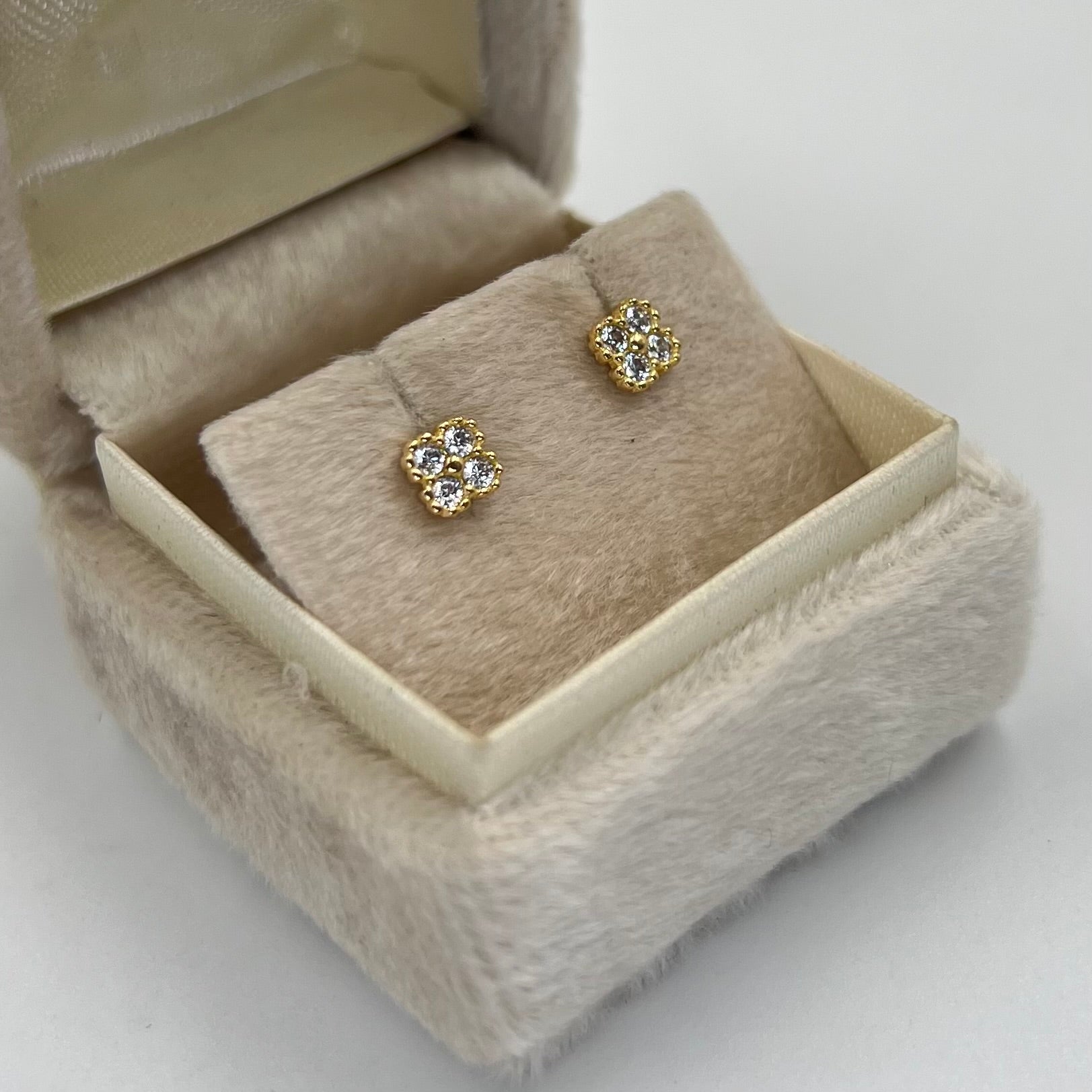 TOPOS TREBOL CIRCON BLANCO  ORO AMARILLO 18K 0,94 GR / 5 MM
