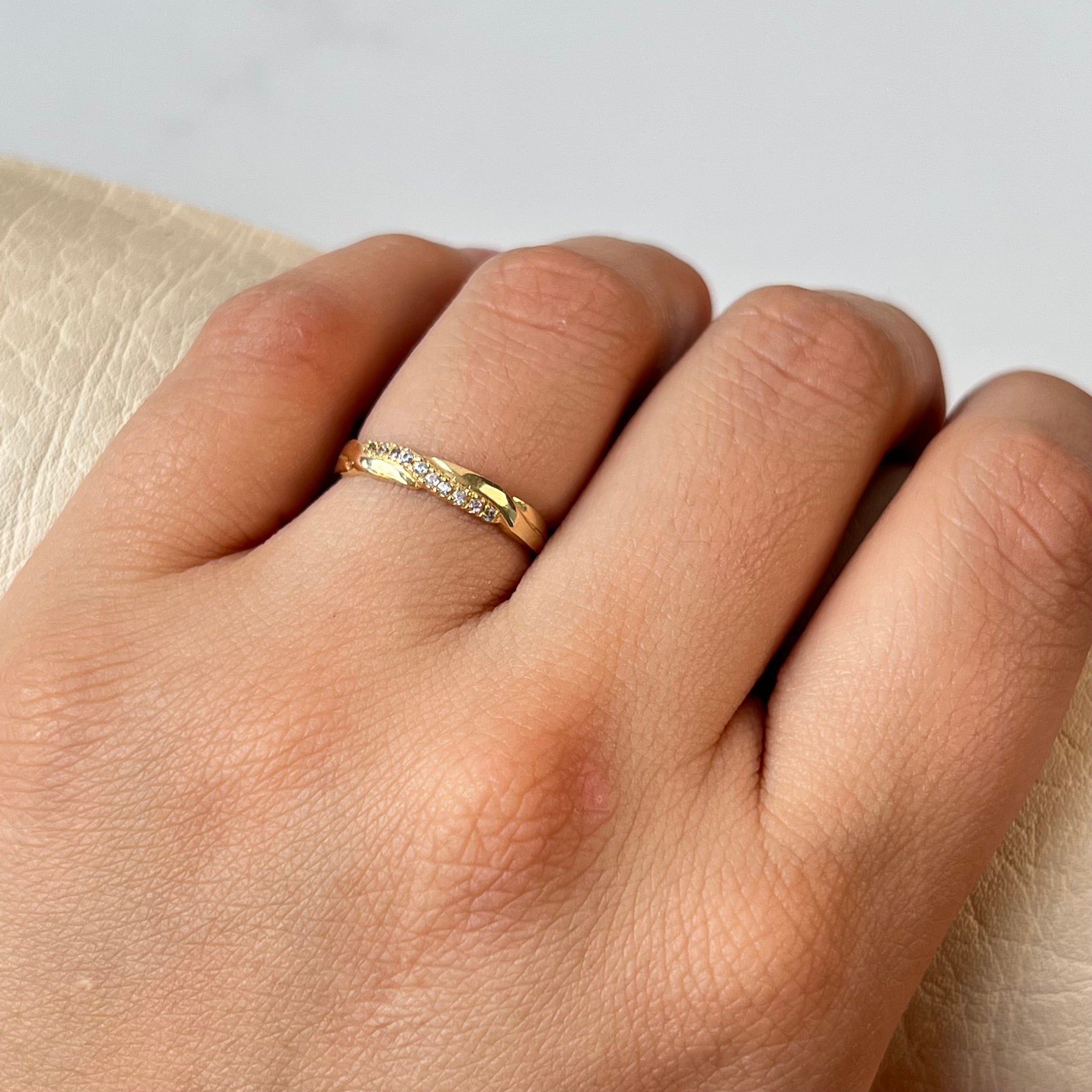 ANILLO TRENZADO CIRCON BLANCO ORO AMARILLO 18K / TALLA 4/3/4 / 1,25 GR / 1,3 MM
