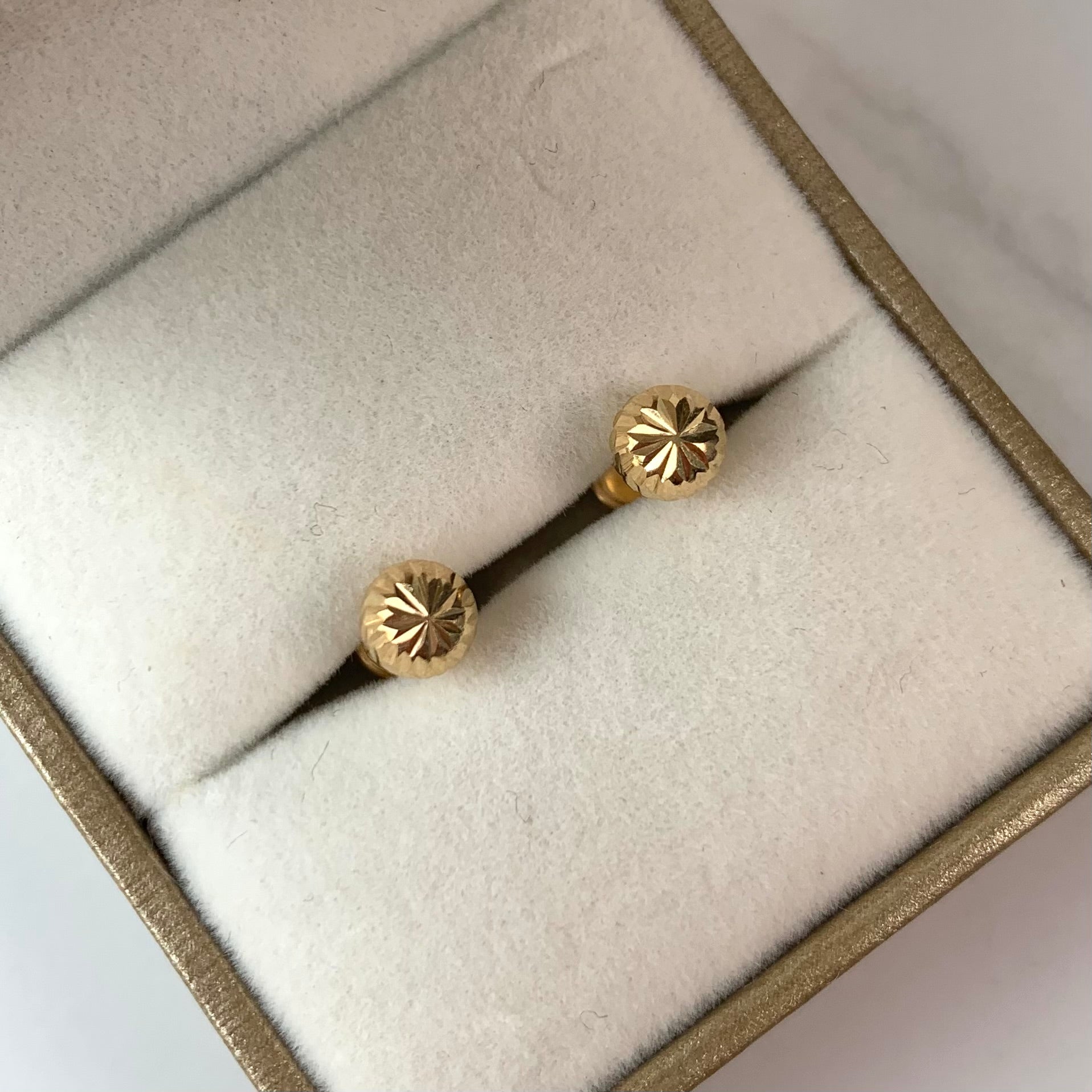 TOPOS BOLA DIAMANTADO ORO AMARILLO 18K 0,6 gr / 5mm