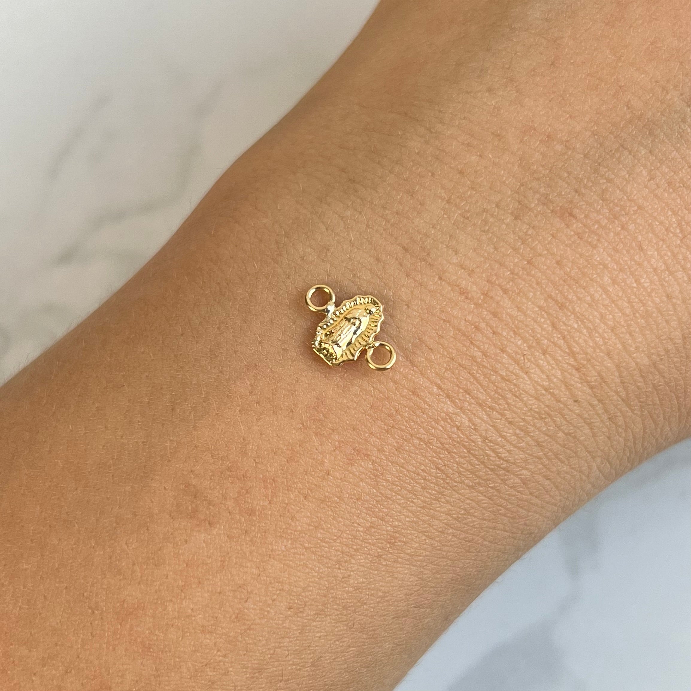 HERRAJE VIRGEN GUADALUPE SILUETA  ORO AMARILLO 18K 0,30 GR / 1,2 CM