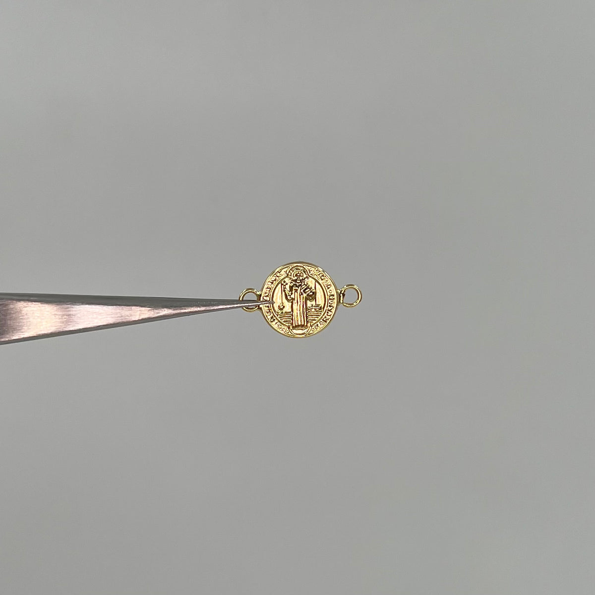 HERRAJE SAN BENITO  ORO AMARILLO 18K 0,63 GR / 1 CM