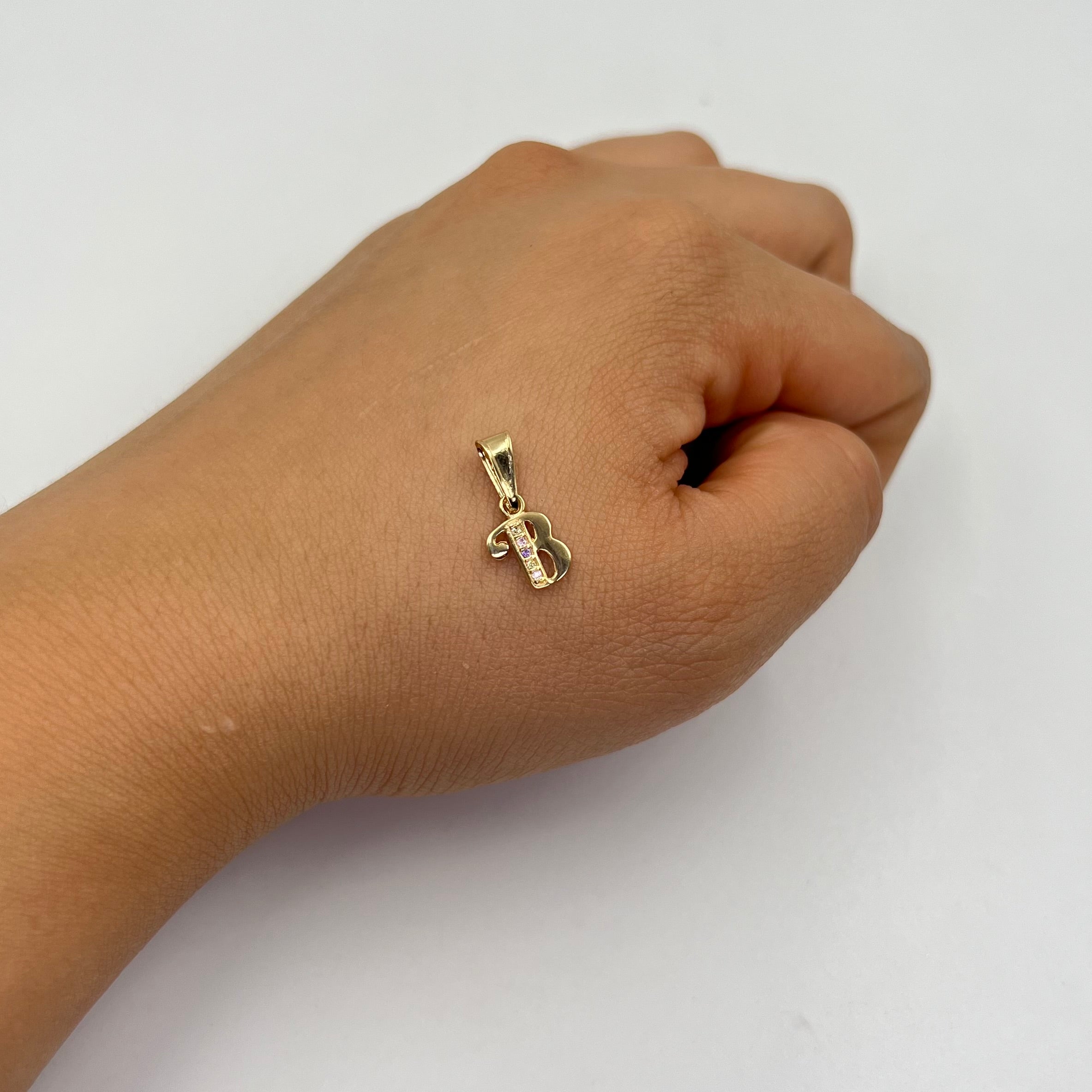 DIJE LETRA B CIRCON BLANCO  ORO AMARILLO 18K 0,62 GR / 6 MM / 1 CM