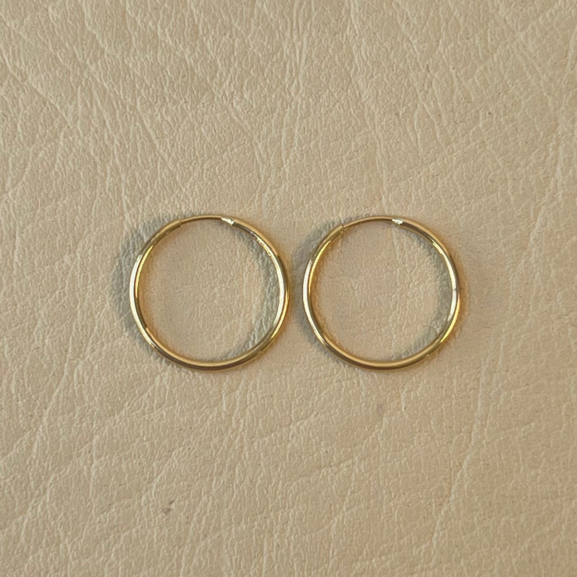 CANDONGA LISA ORO AMARILLO 18K 0,72 GR / 1,5 CM