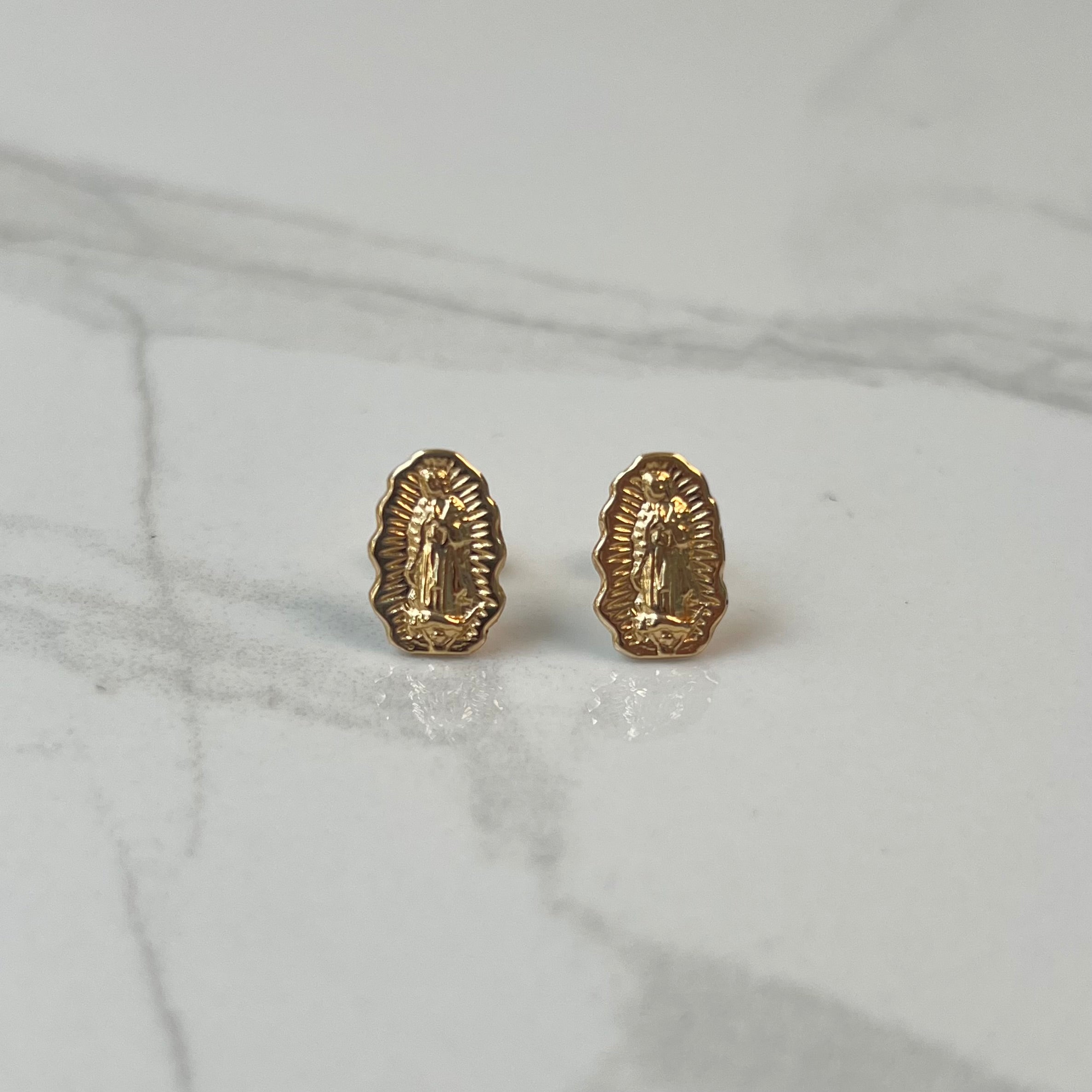 TOPOS VIRGEN  SILUETA ORO AMARILLO 18K 1 GR / 8 MM