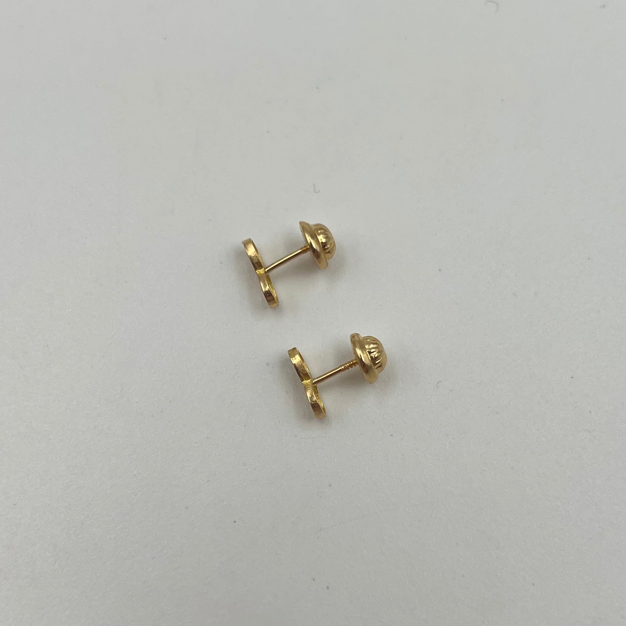 TOPOS INFINITO  ORO AMARILLO 18K 0,76 GR / 8 MM