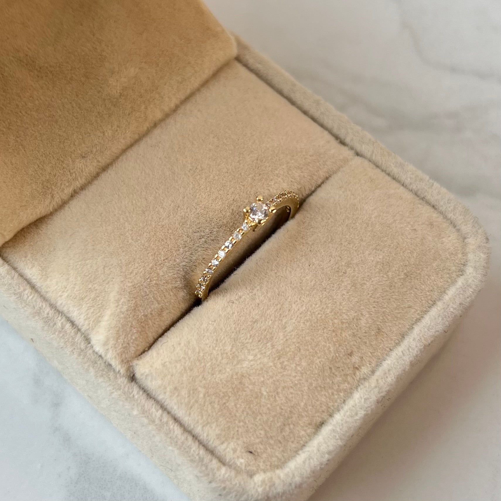 ANILLO SOLITARIO CIRCON BLANCO  ORO AMARILLO 18K / TALLA 5/5 / +2 / 1,35GR / 1,1 MM