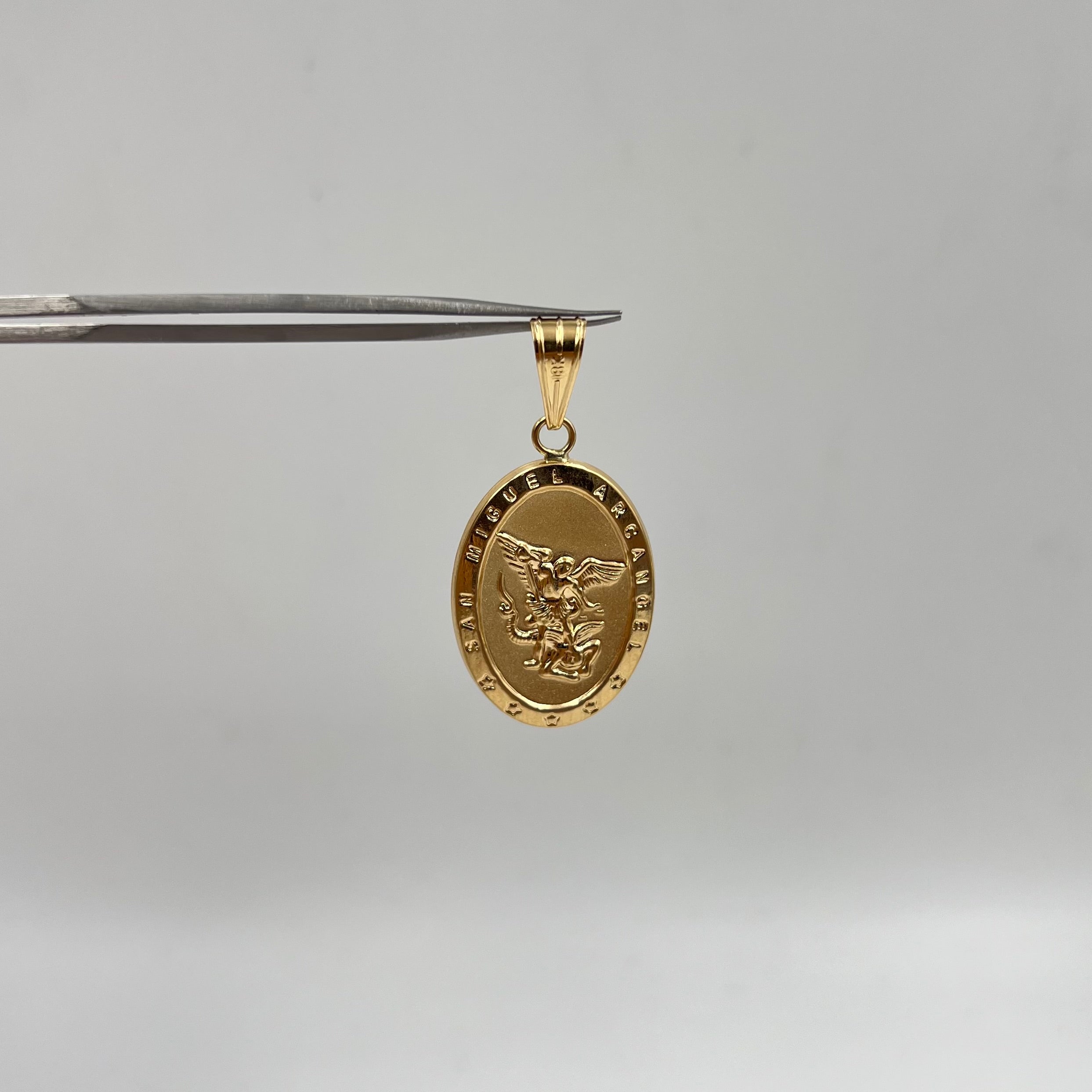 DIJE SAN MIGUEL ARCANGEL ORO AMARILLO 18K 3,65 GR / 21 MM / 3,3 CM