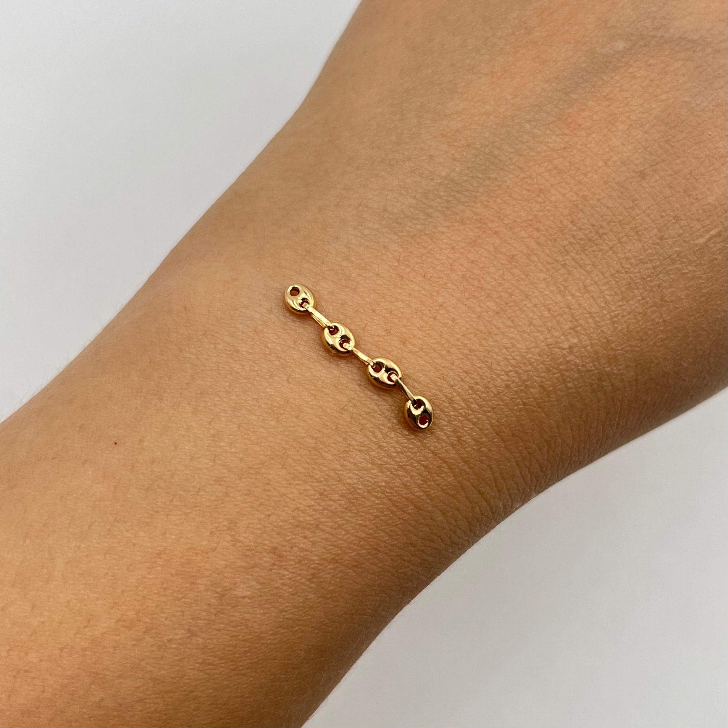 HERRAJE RETAZO GC  ORO AMARILLO 18K 0,26 GR / 2 CM