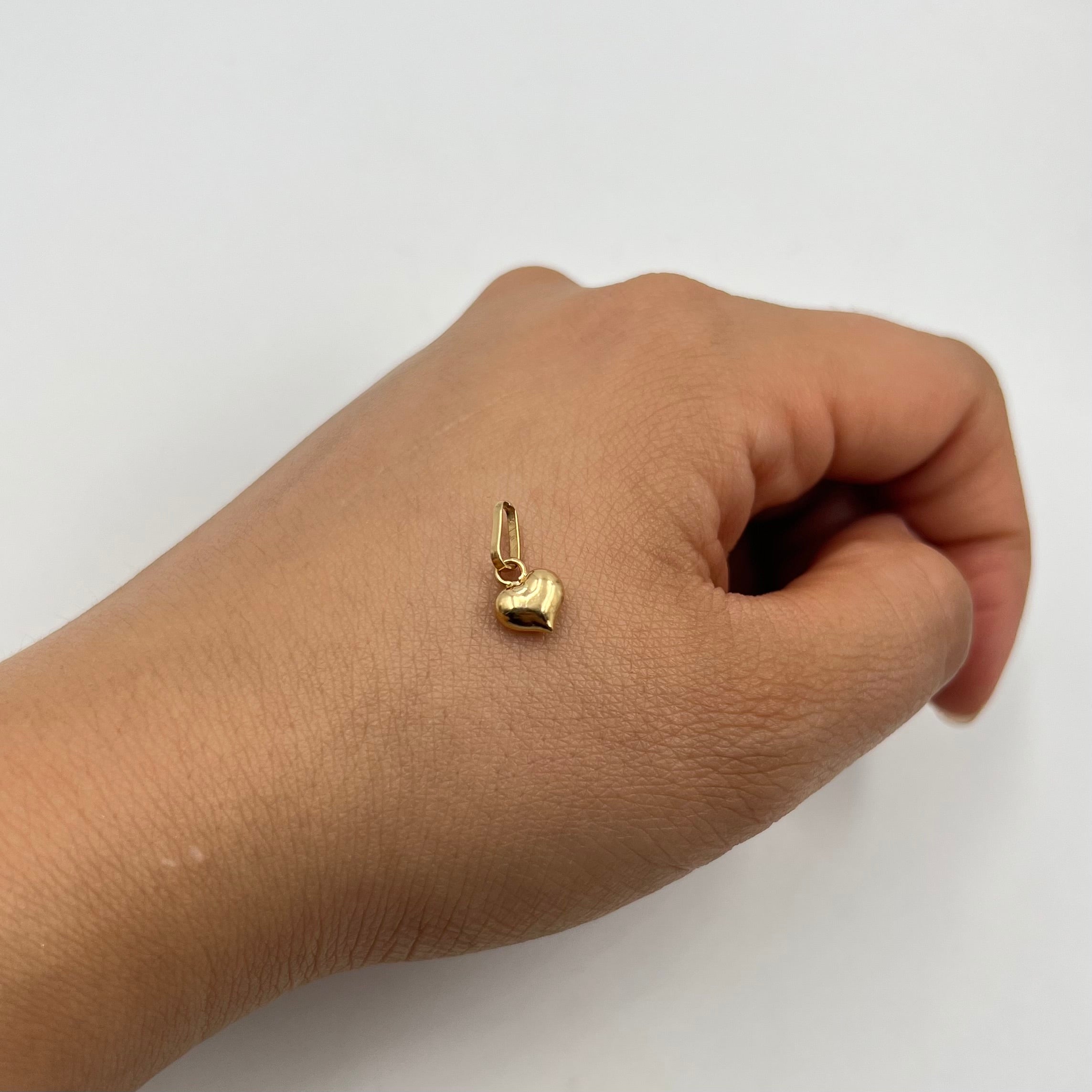 DIJE CORAZON  ORO AMARILLO 18K 0,26 GR / 6 MM / 0,8 CM